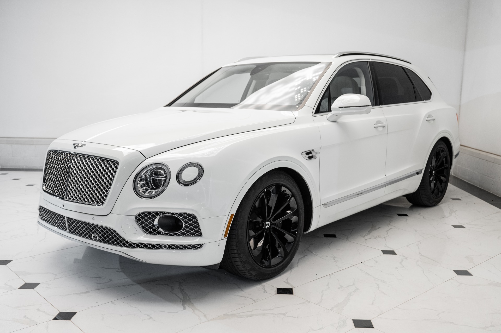 Used 2018 Bentley Bentayga | St. Petersburg, FL
