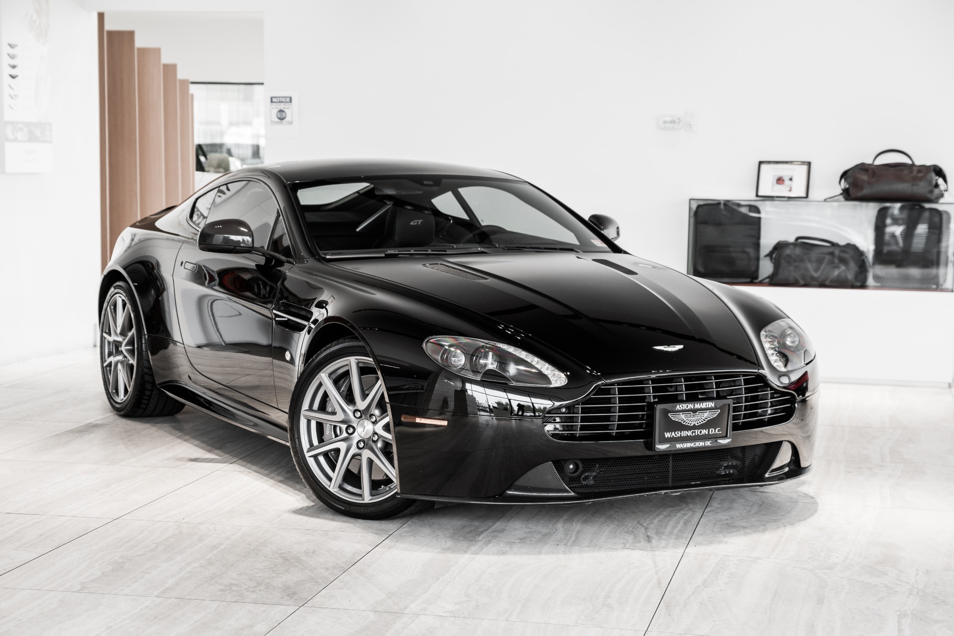Used 2015 Aston Martin V8 Vantage GT | Vienna, VA