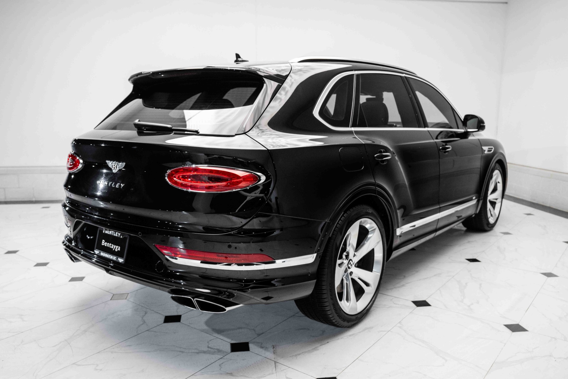New 2021 Bentley Bentayga V8 | St. Petersburg, FL