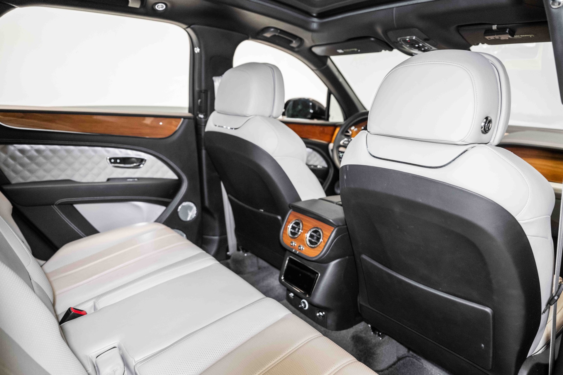 New 2021 Bentley Bentayga V8 | St. Petersburg, FL