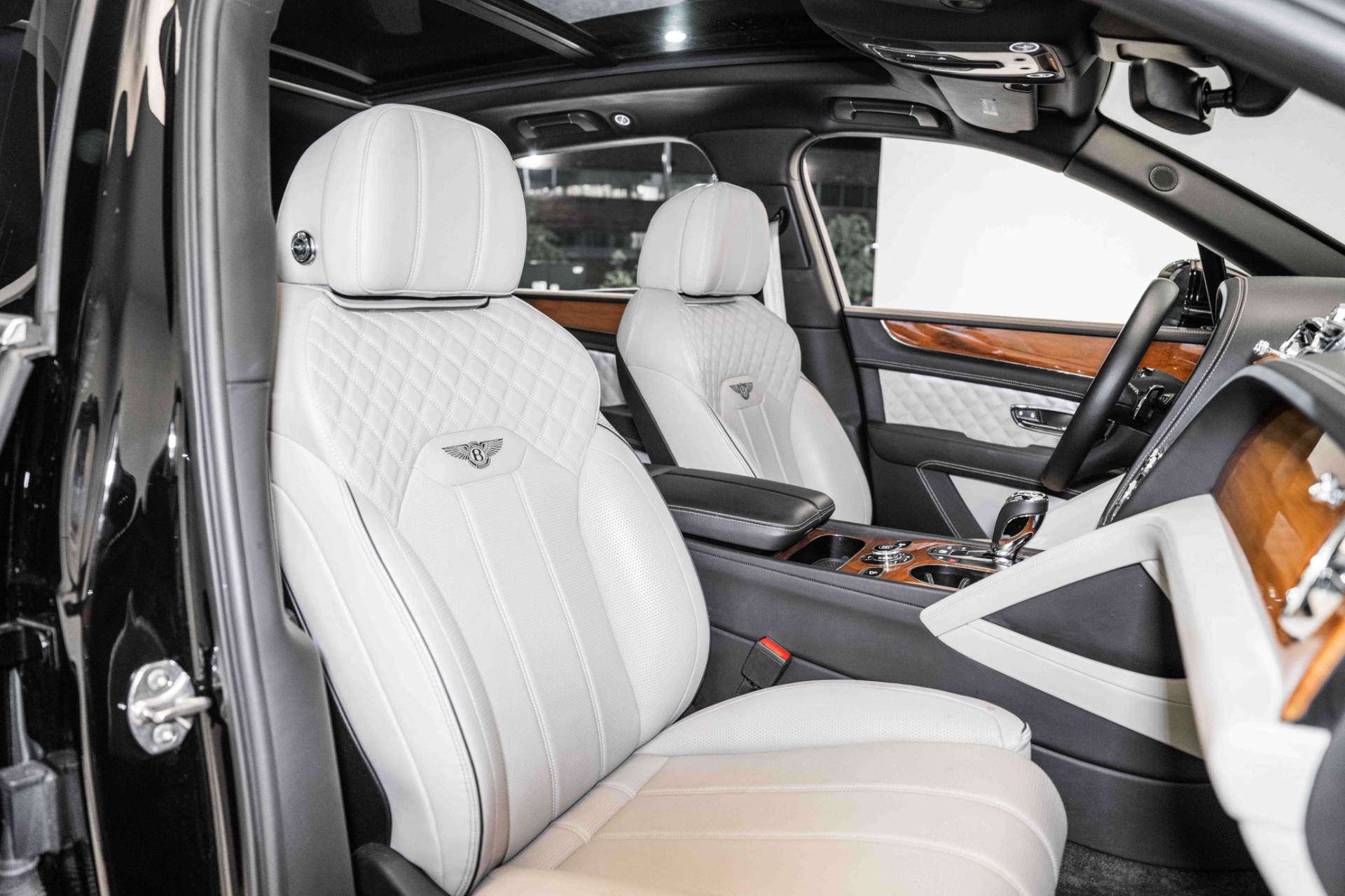 New 2021 Bentley Bentayga V8 | St. Petersburg, FL