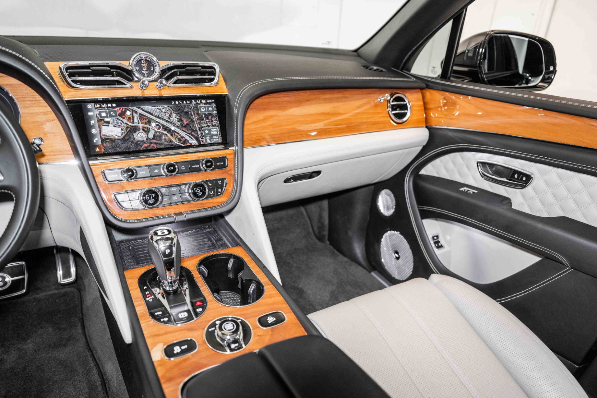 New 2021 Bentley Bentayga V8 | St. Petersburg, FL