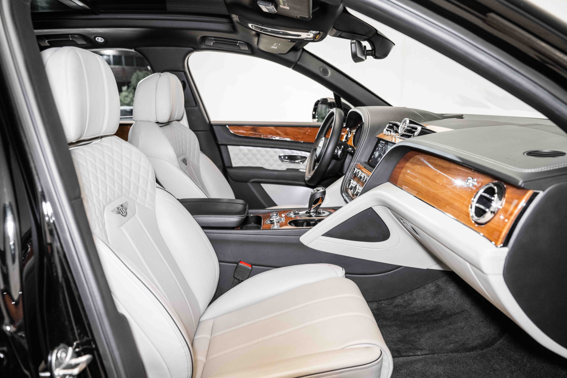 New 2021 Bentley Bentayga V8 | St. Petersburg, FL