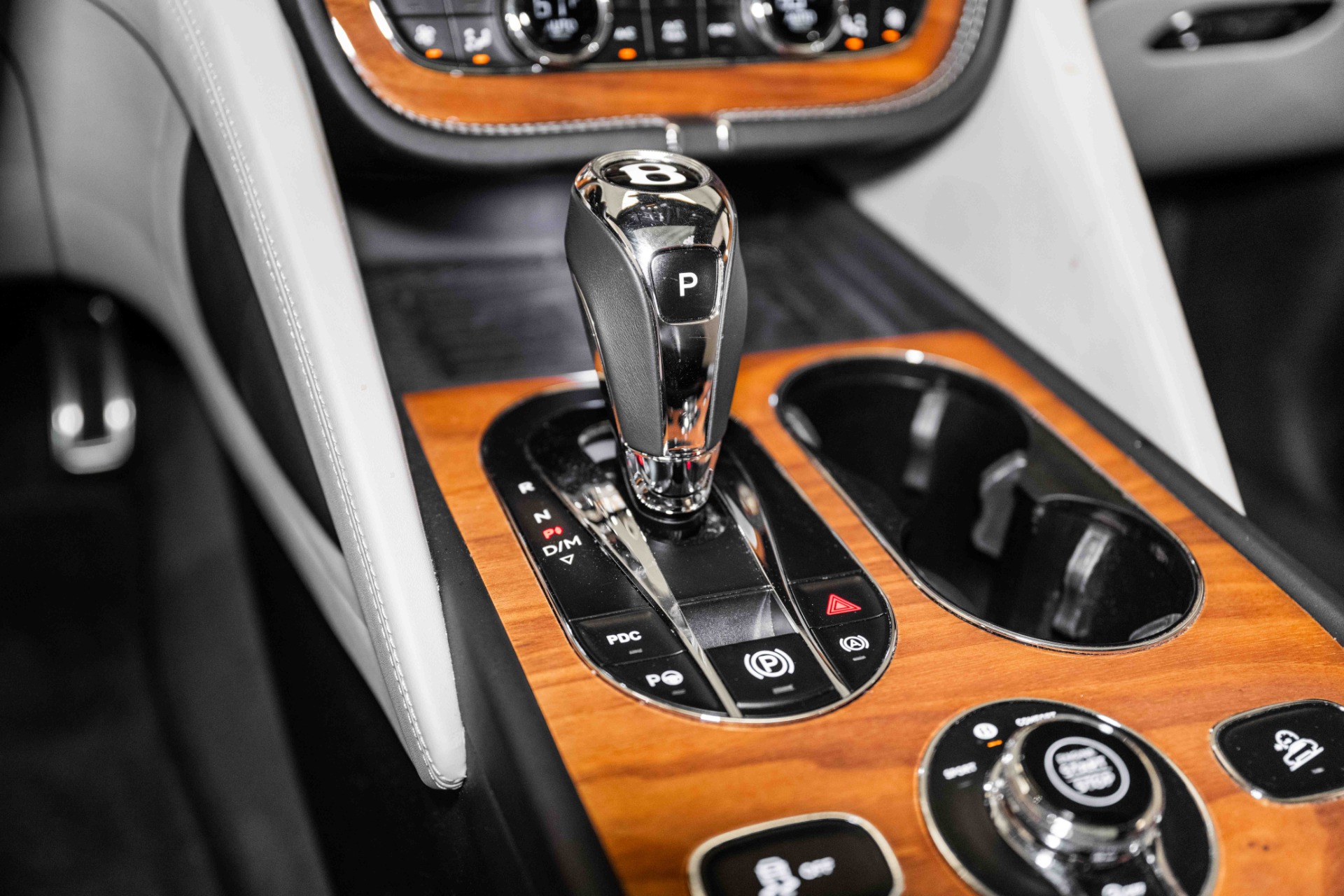 New 2021 Bentley Bentayga V8 | St. Petersburg, FL