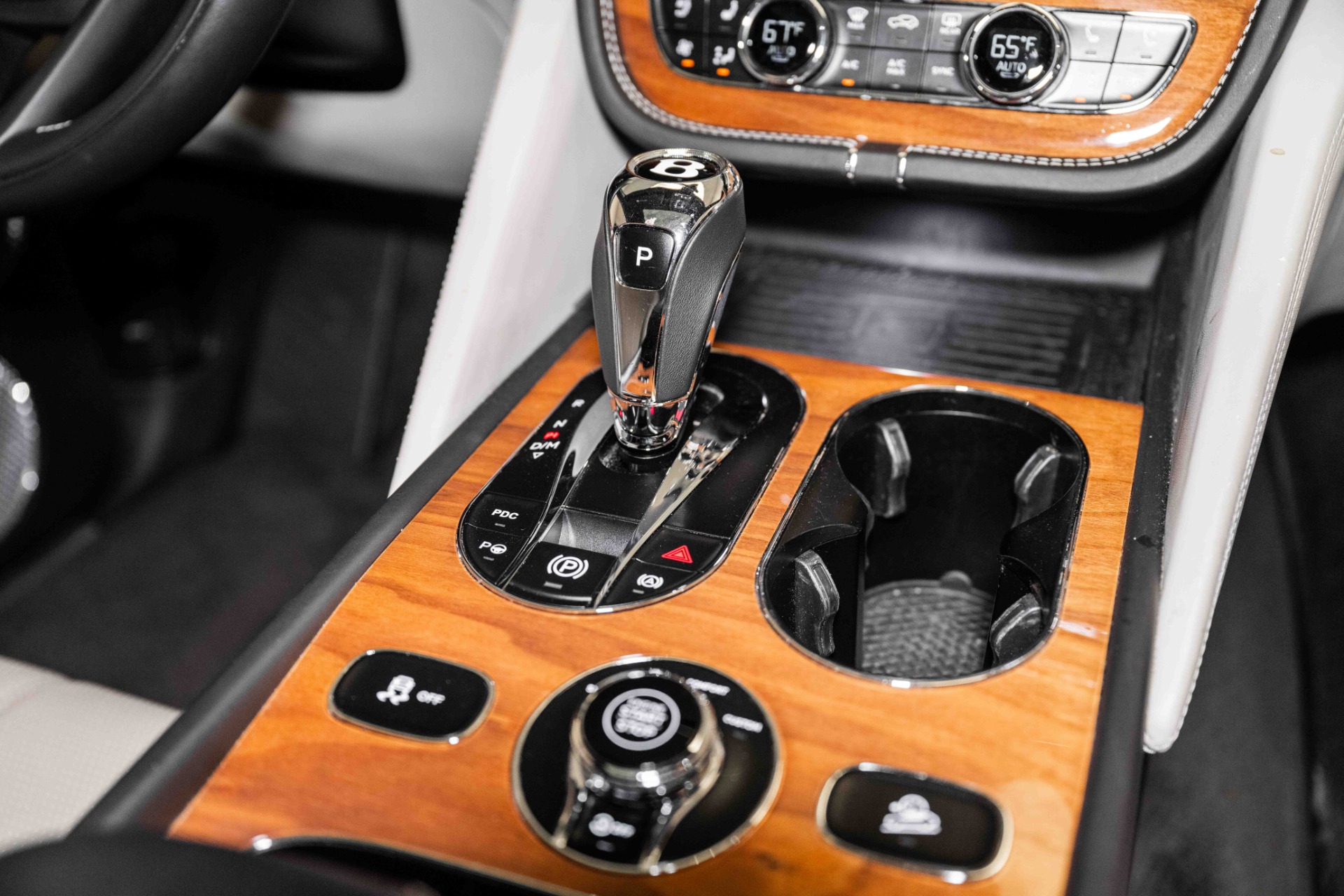 New 2021 Bentley Bentayga V8 | St. Petersburg, FL