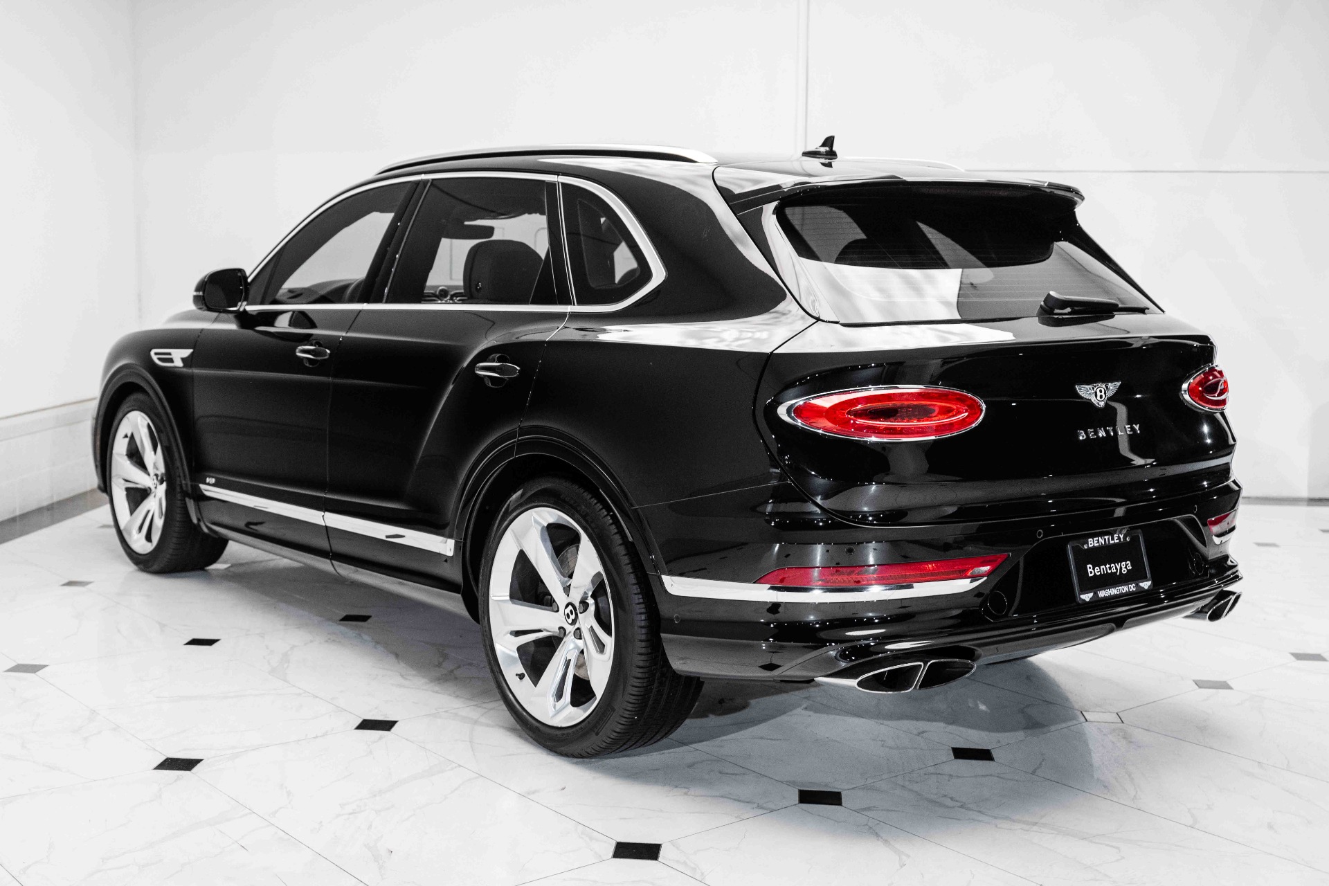 New 2021 Bentley Bentayga V8 | St. Petersburg, FL