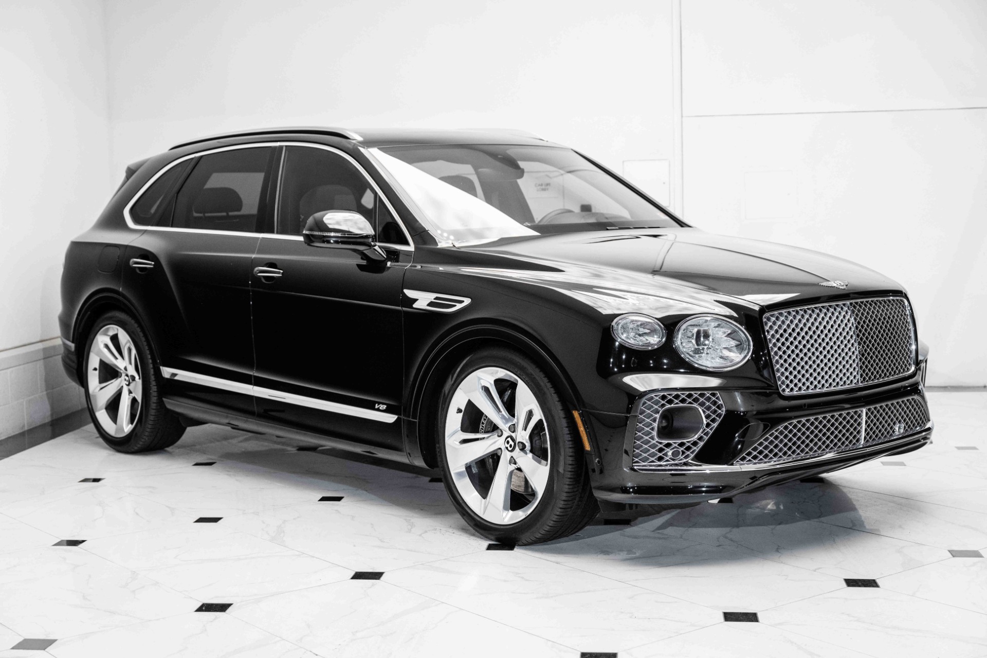 New 2021 Bentley Bentayga V8 | St. Petersburg, FL
