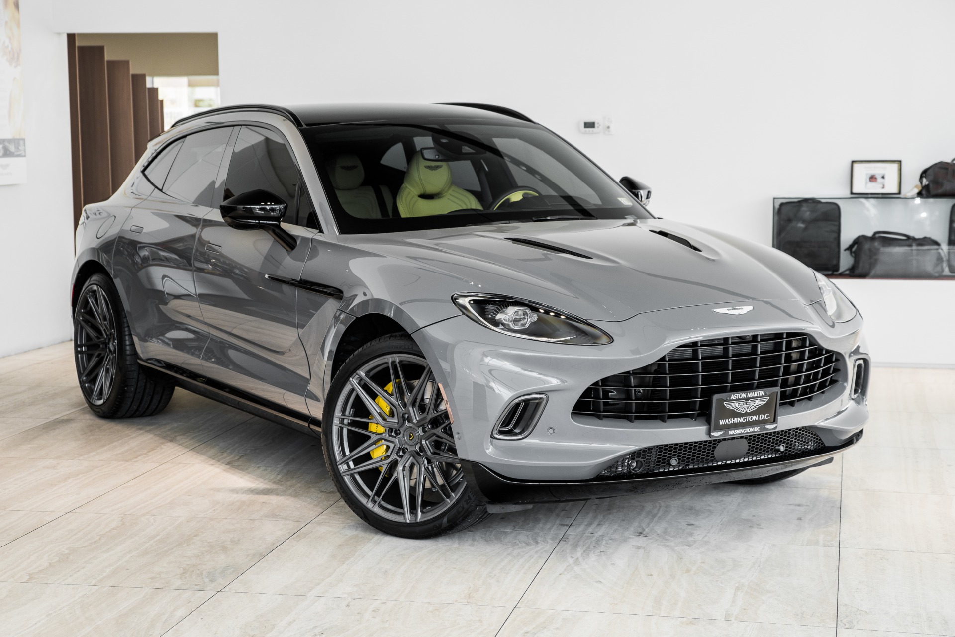New 2021 Aston Martin DBX | St. Petersburg, FL