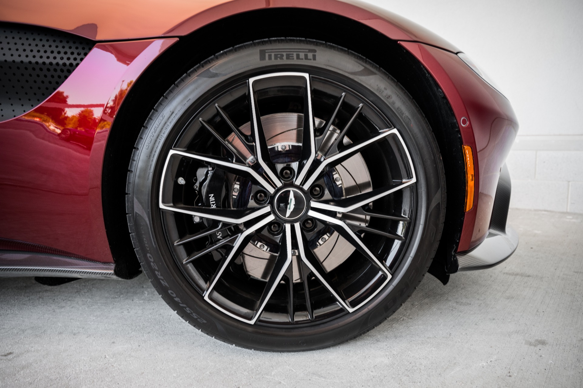 New 2021 Aston Martin Vantage | St. Petersburg, FL
