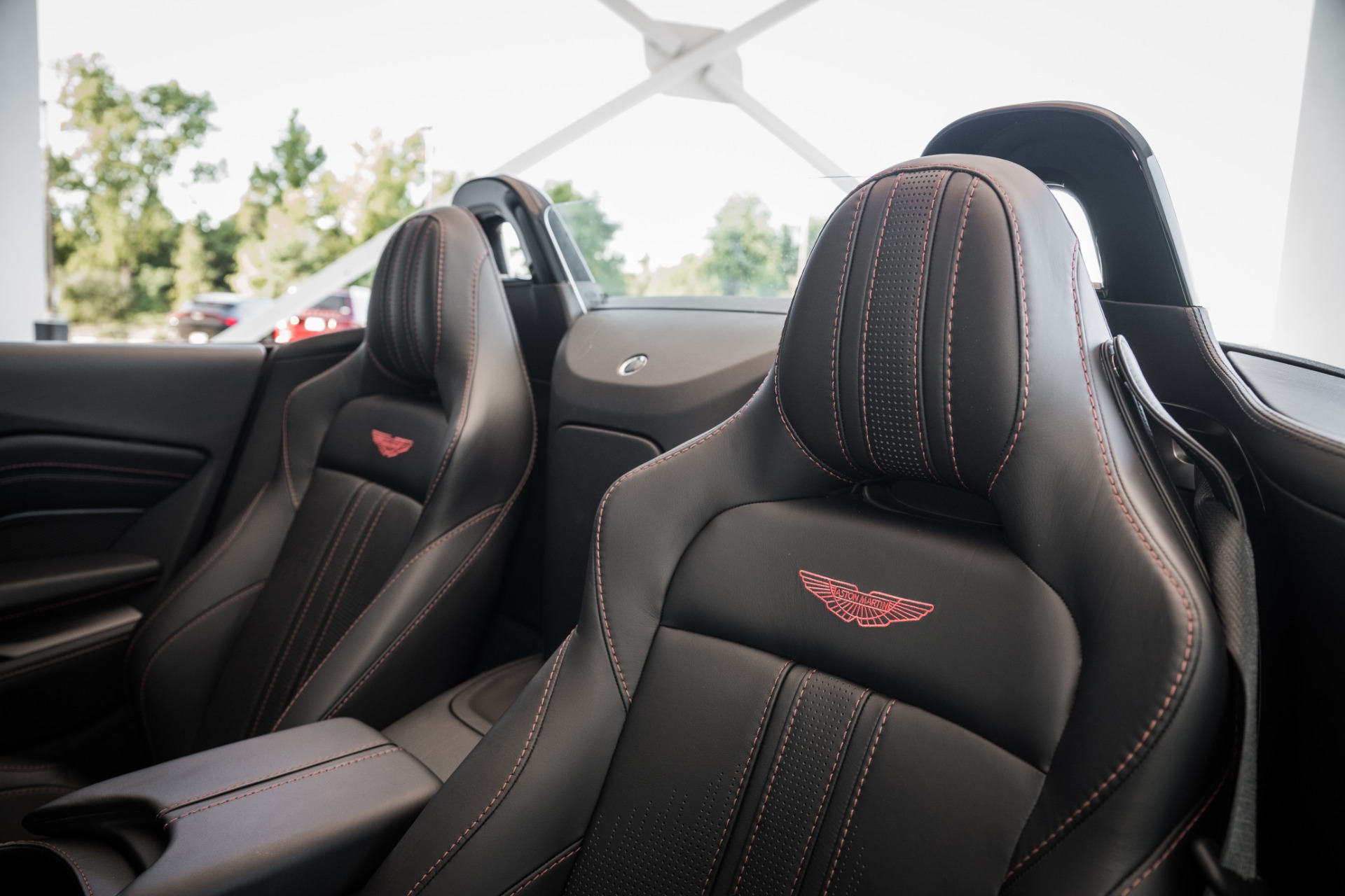 New 2021 Aston Martin Vantage | St. Petersburg, FL