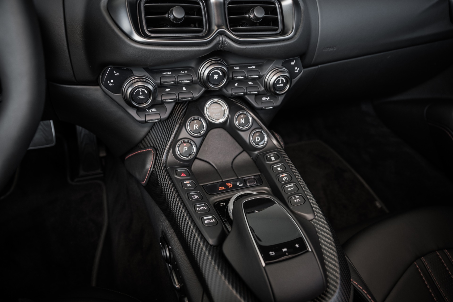 New 2021 Aston Martin Vantage | St. Petersburg, FL