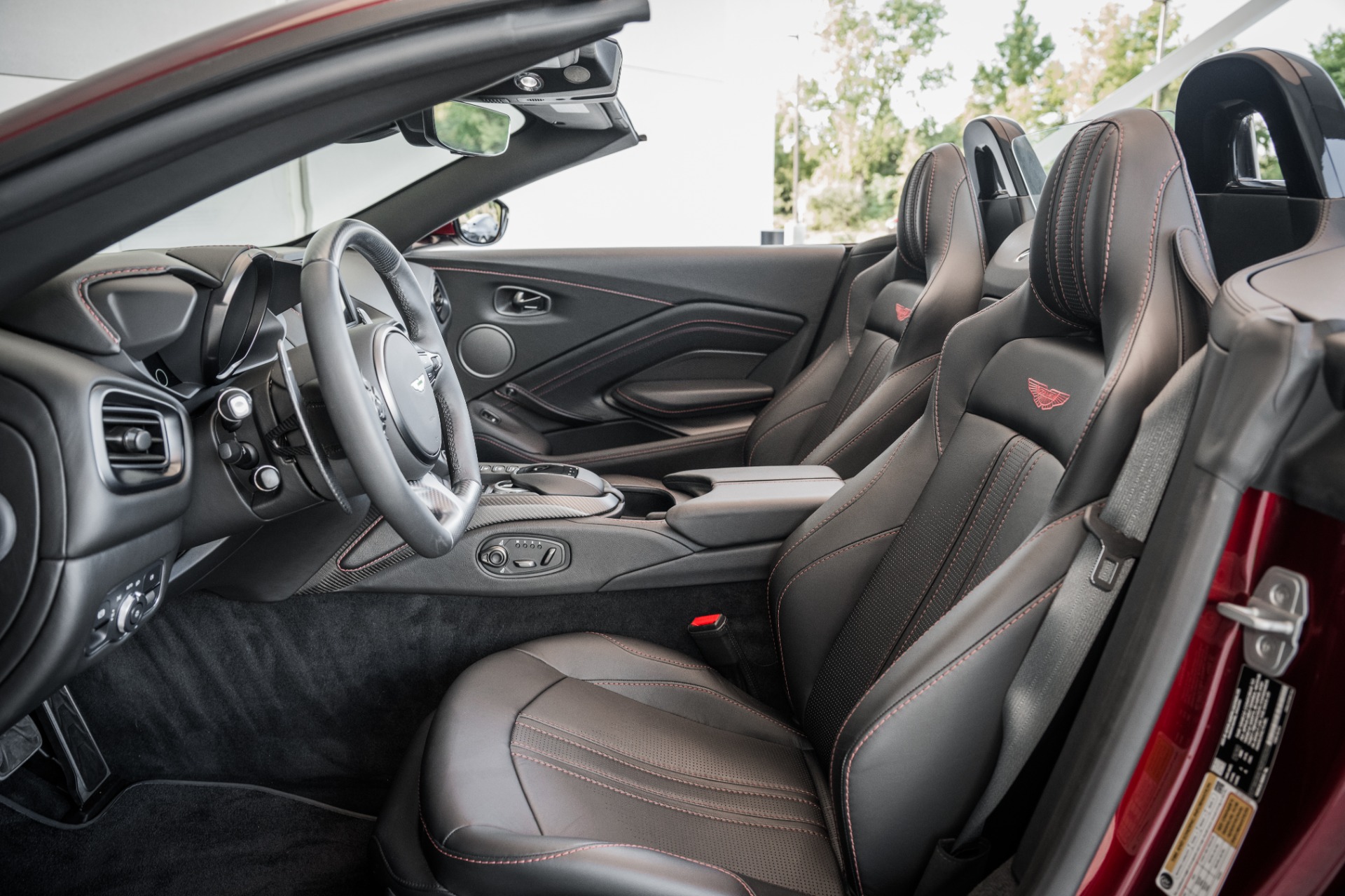 New 2021 Aston Martin Vantage | St. Petersburg, FL