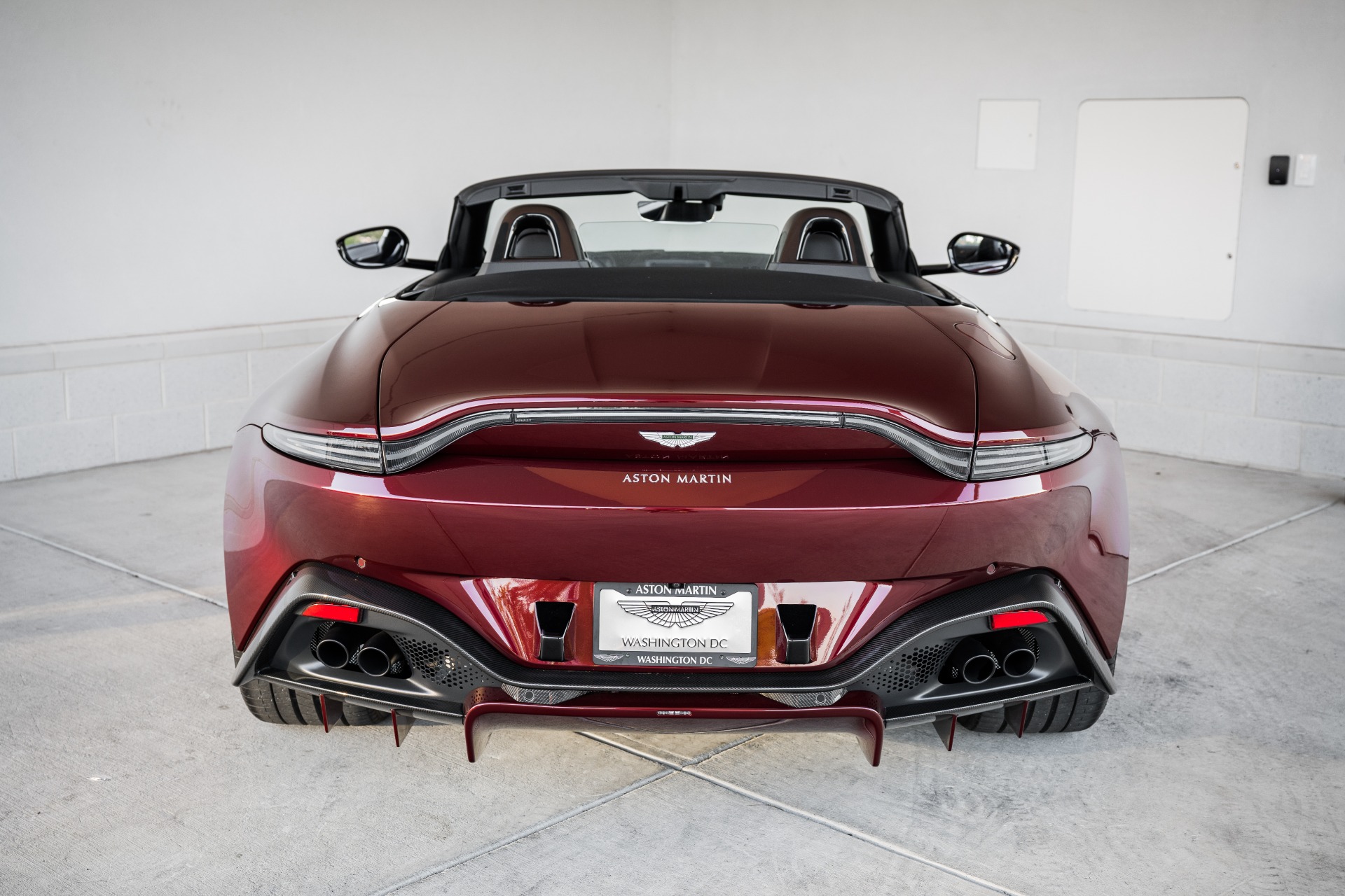 New 2021 Aston Martin Vantage | St. Petersburg, FL