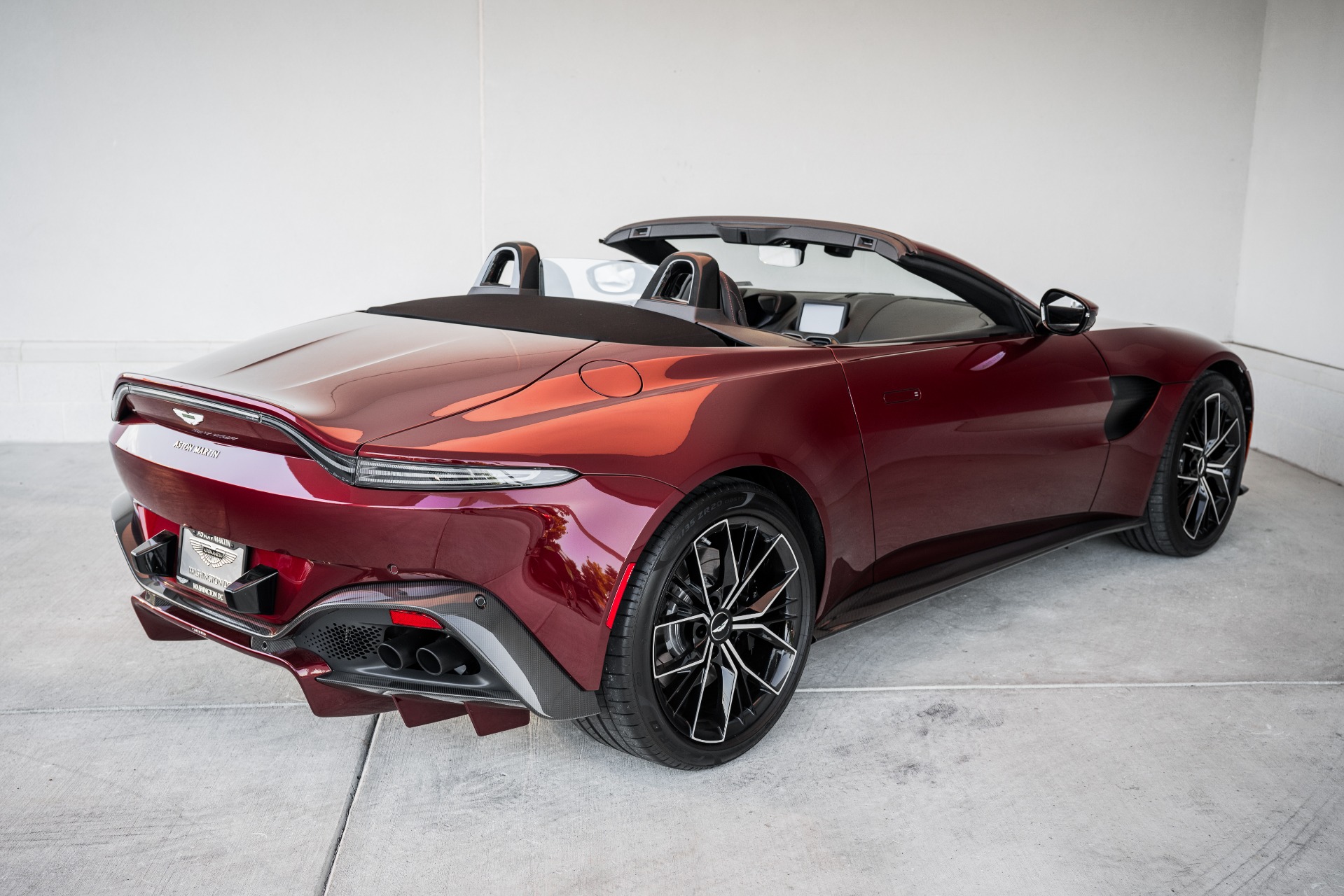 New 2021 Aston Martin Vantage | St. Petersburg, FL