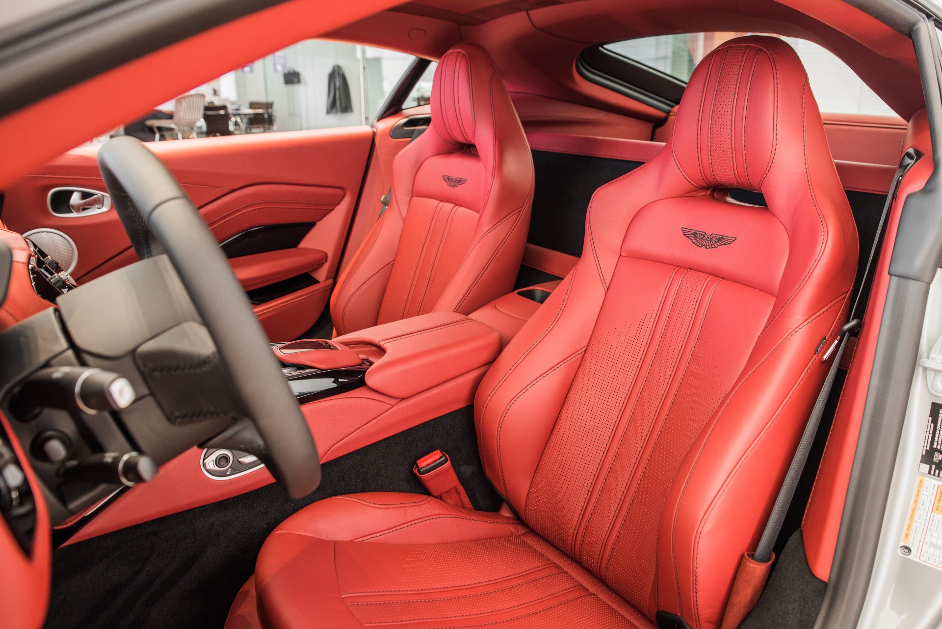New 2021 Aston Martin Vantage | St. Petersburg, FL