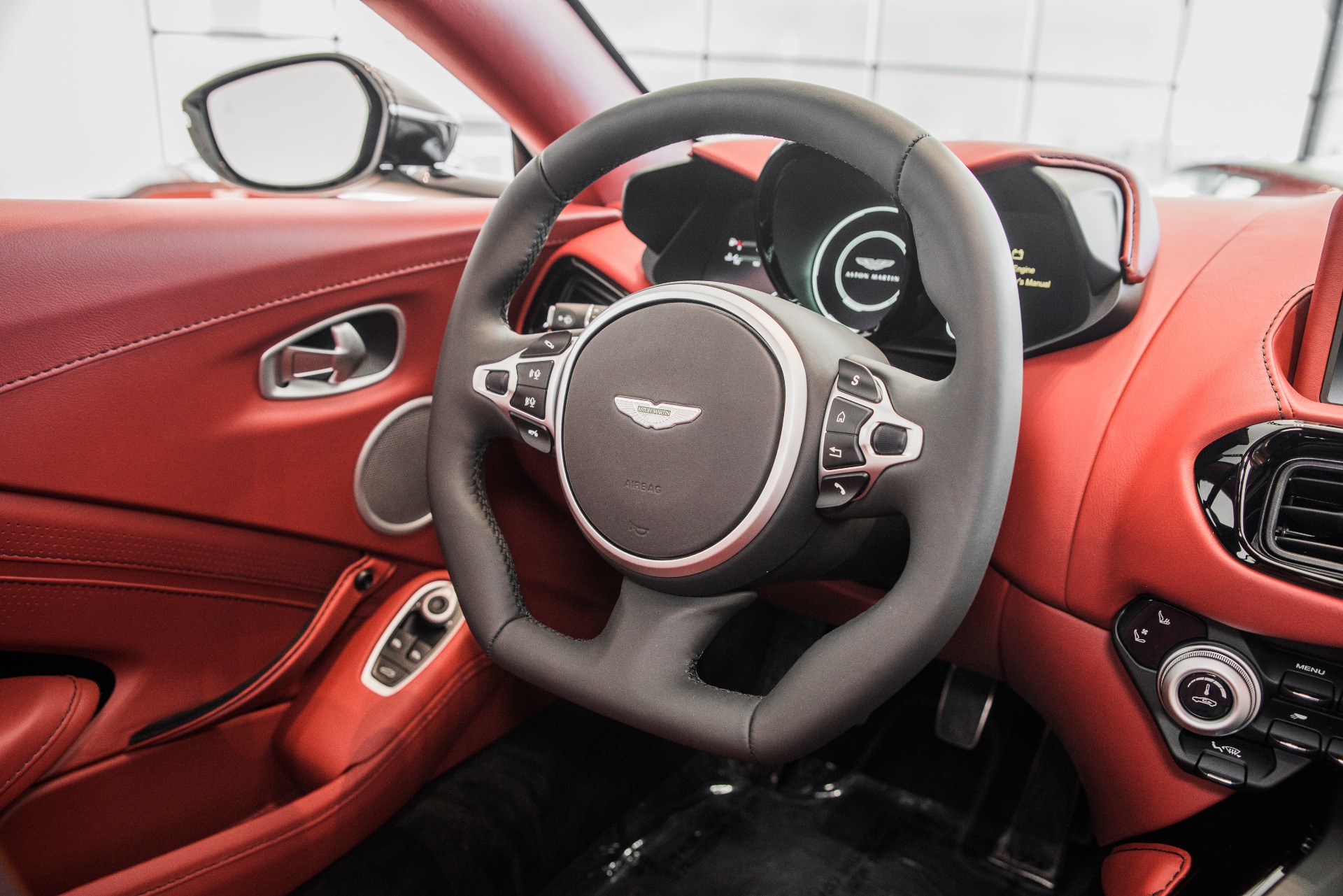 New 2021 Aston Martin Vantage | St. Petersburg, FL