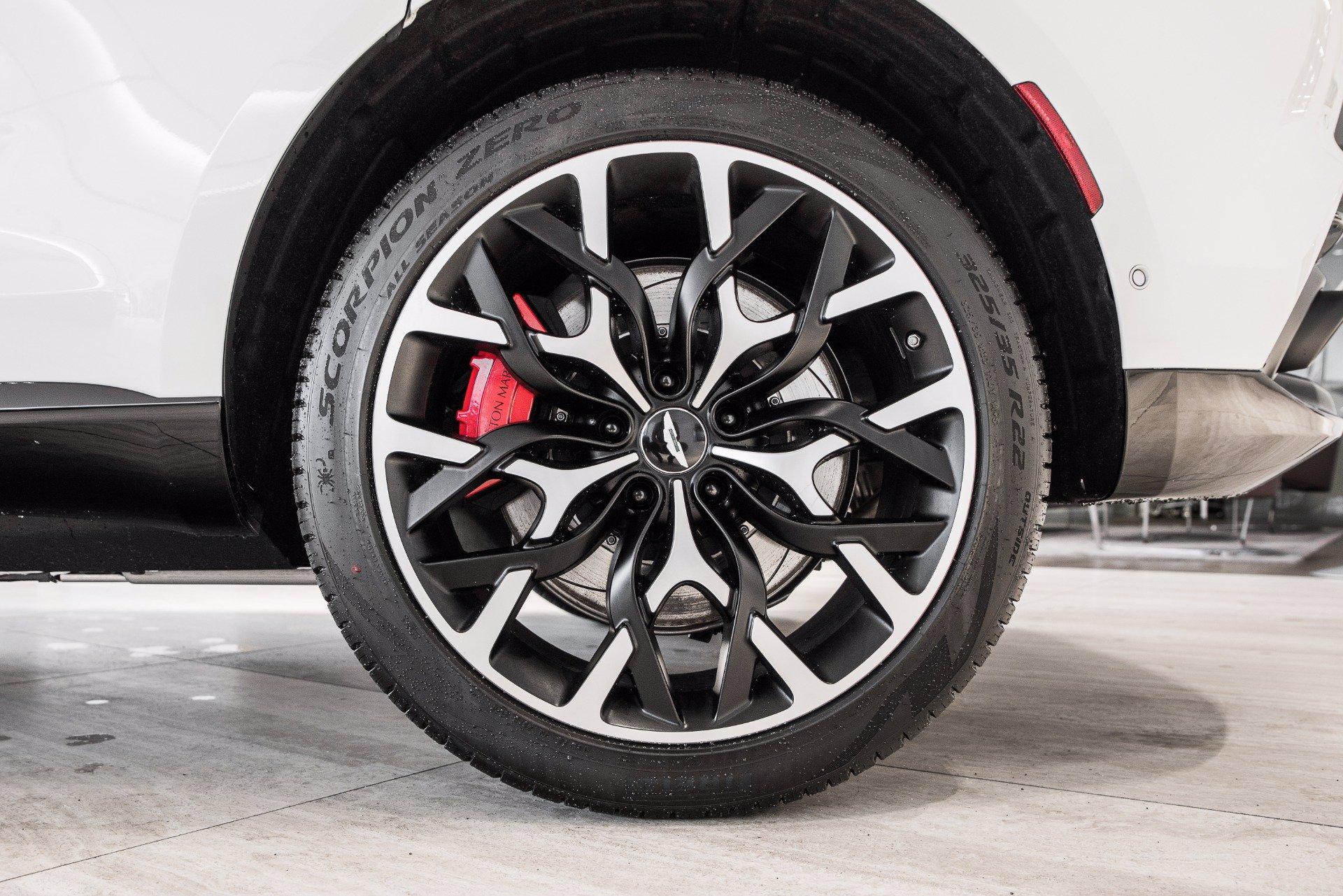 New 2021 Aston Martin DBX | St. Petersburg, FL