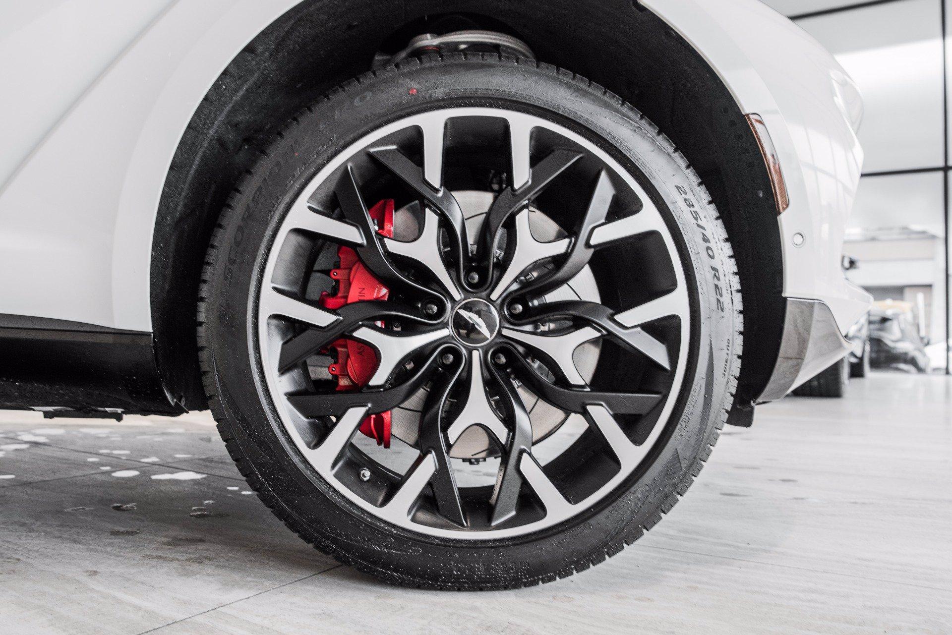 New 2021 Aston Martin DBX | St. Petersburg, FL