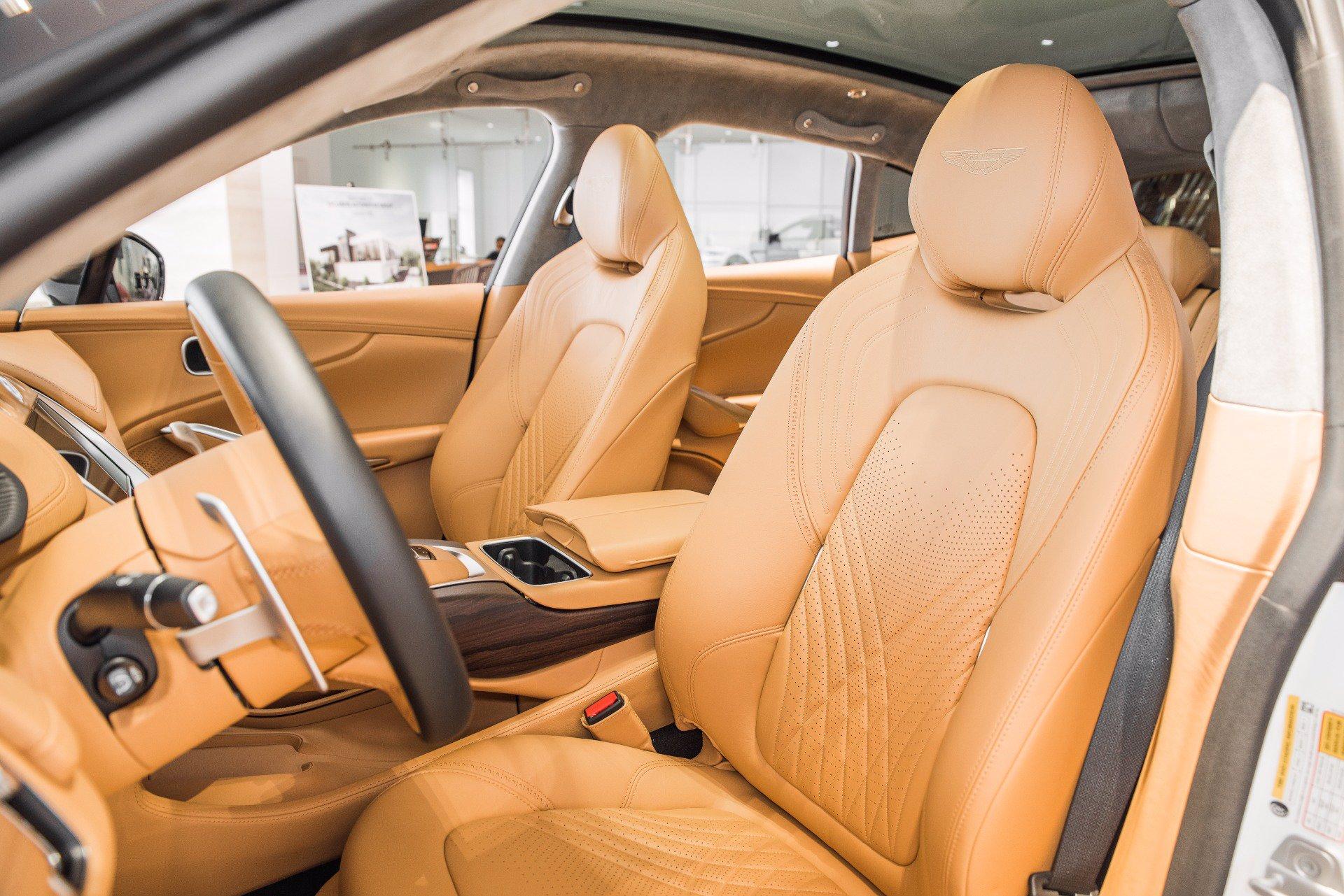 New 2021 Aston Martin DBX | St. Petersburg, FL
