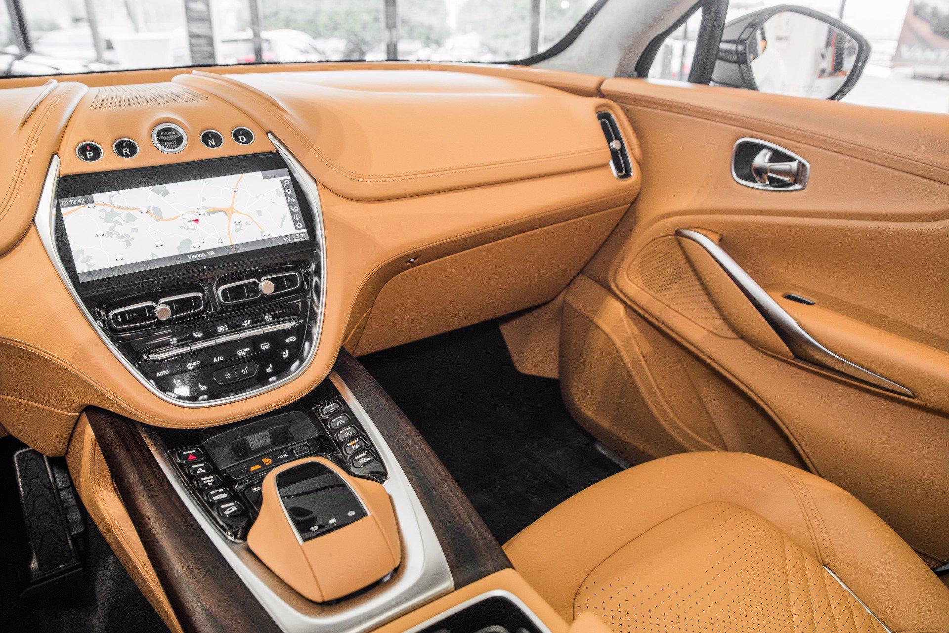 New 2021 Aston Martin DBX | St. Petersburg, FL