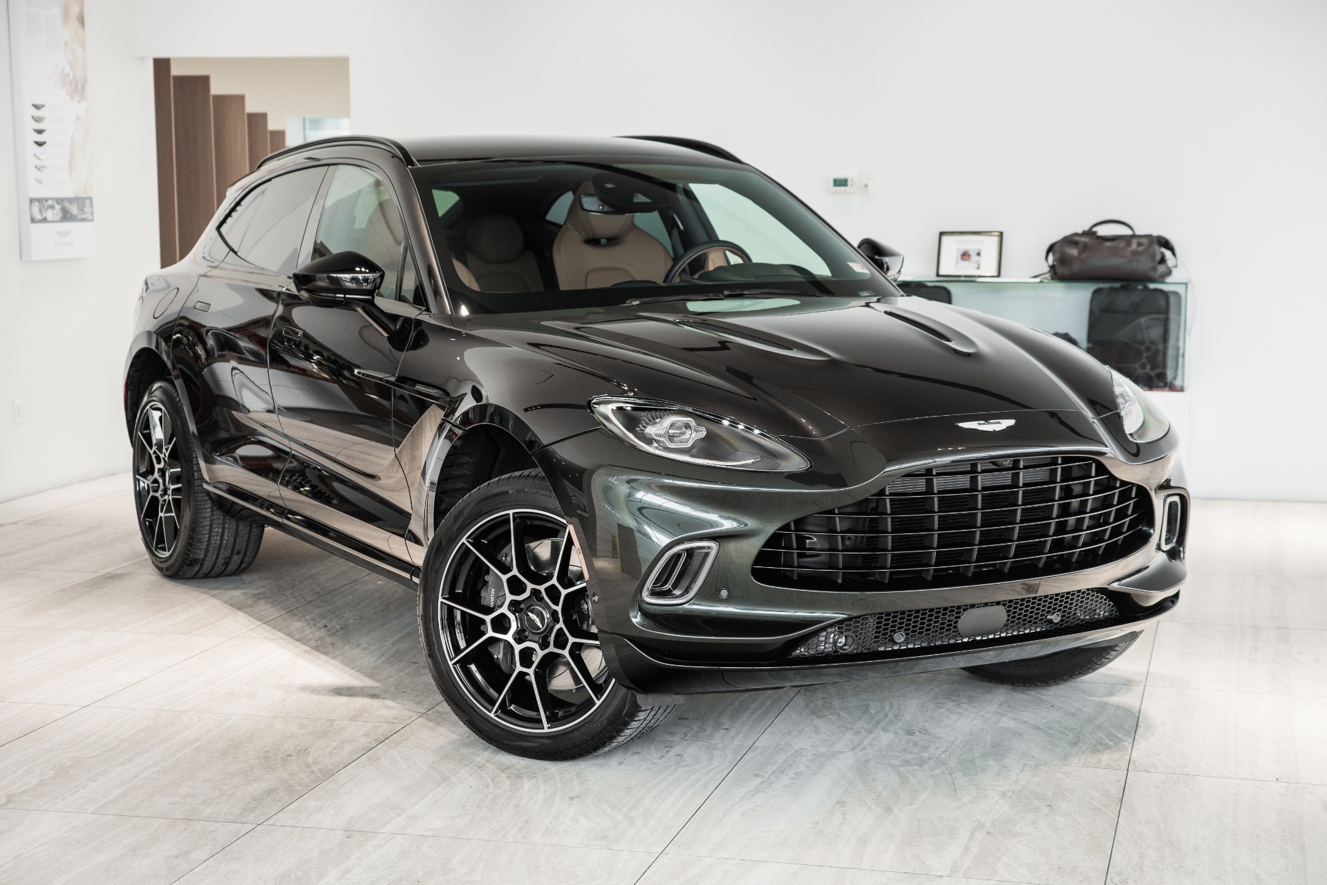 Used 2021 Aston Martin DBX | Vienna, VA