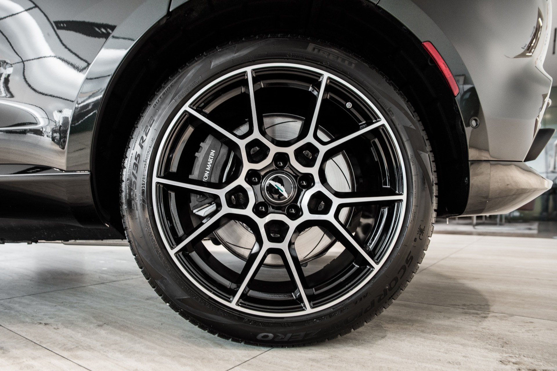 Used 2021 Aston Martin DBX | St. Petersburg, FL