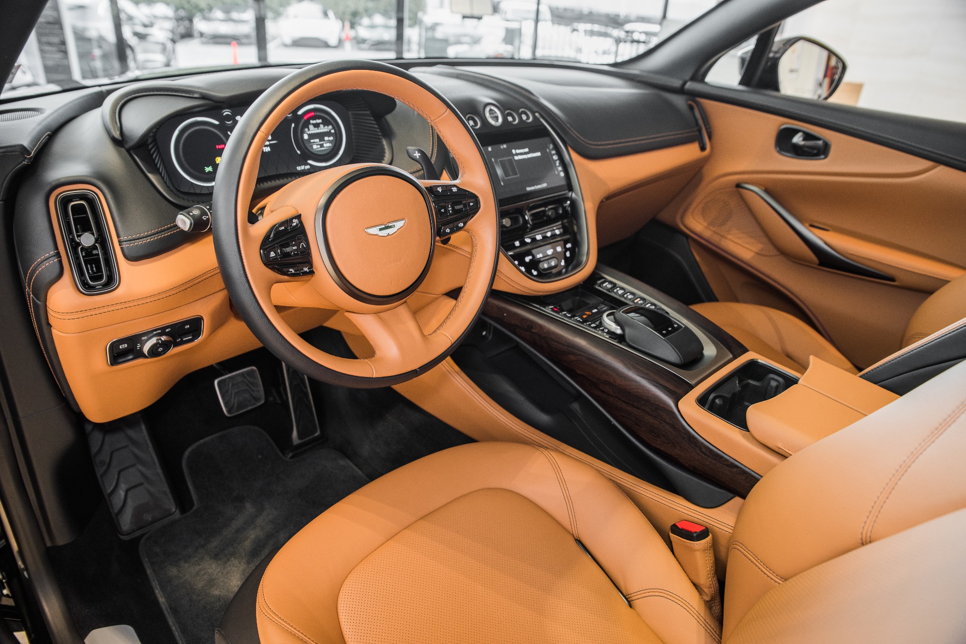 Used 2021 Aston Martin DBX | St. Petersburg, FL