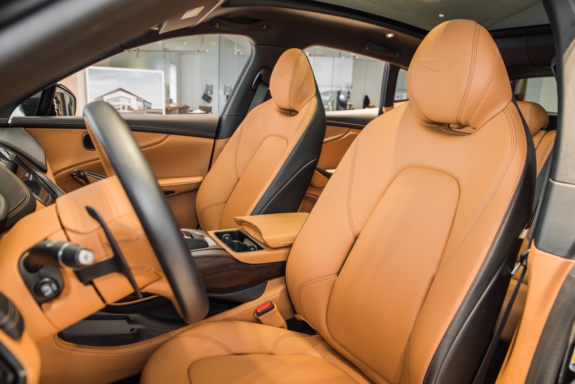 Used 2021 Aston Martin DBX | St. Petersburg, FL