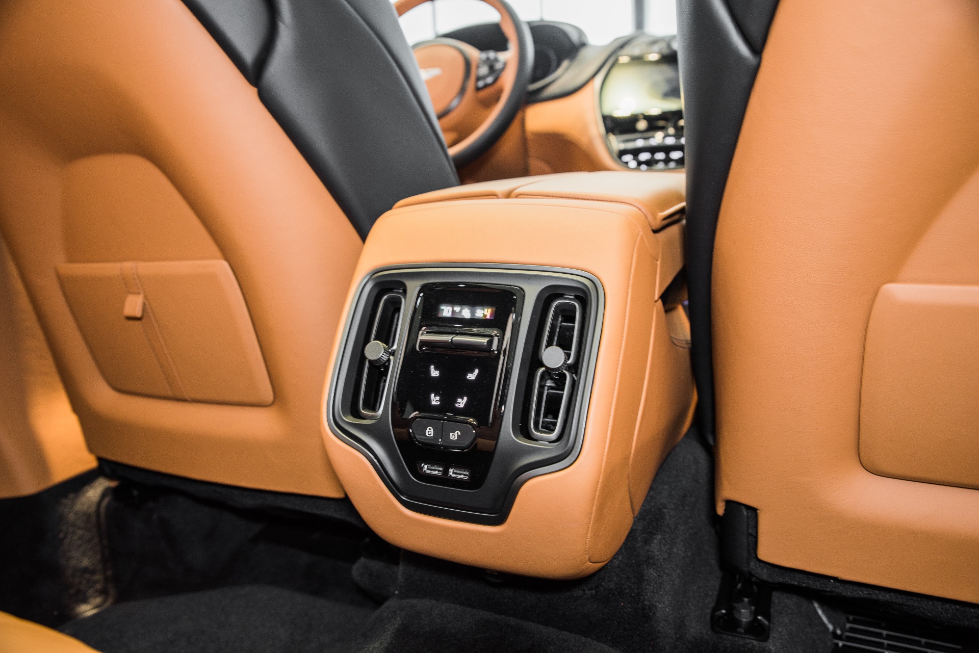 Used 2021 Aston Martin DBX | St. Petersburg, FL