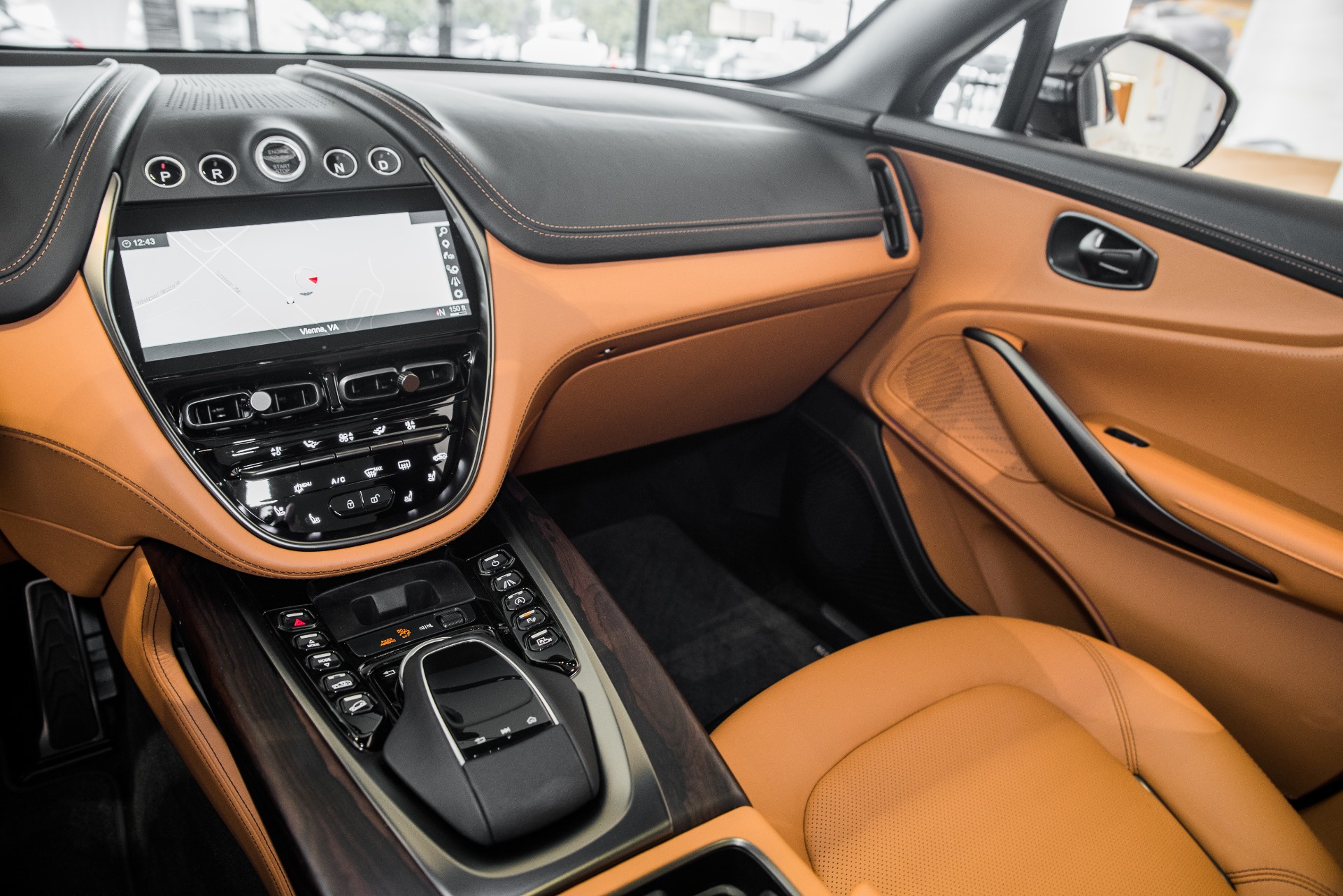 Used 2021 Aston Martin DBX | St. Petersburg, FL