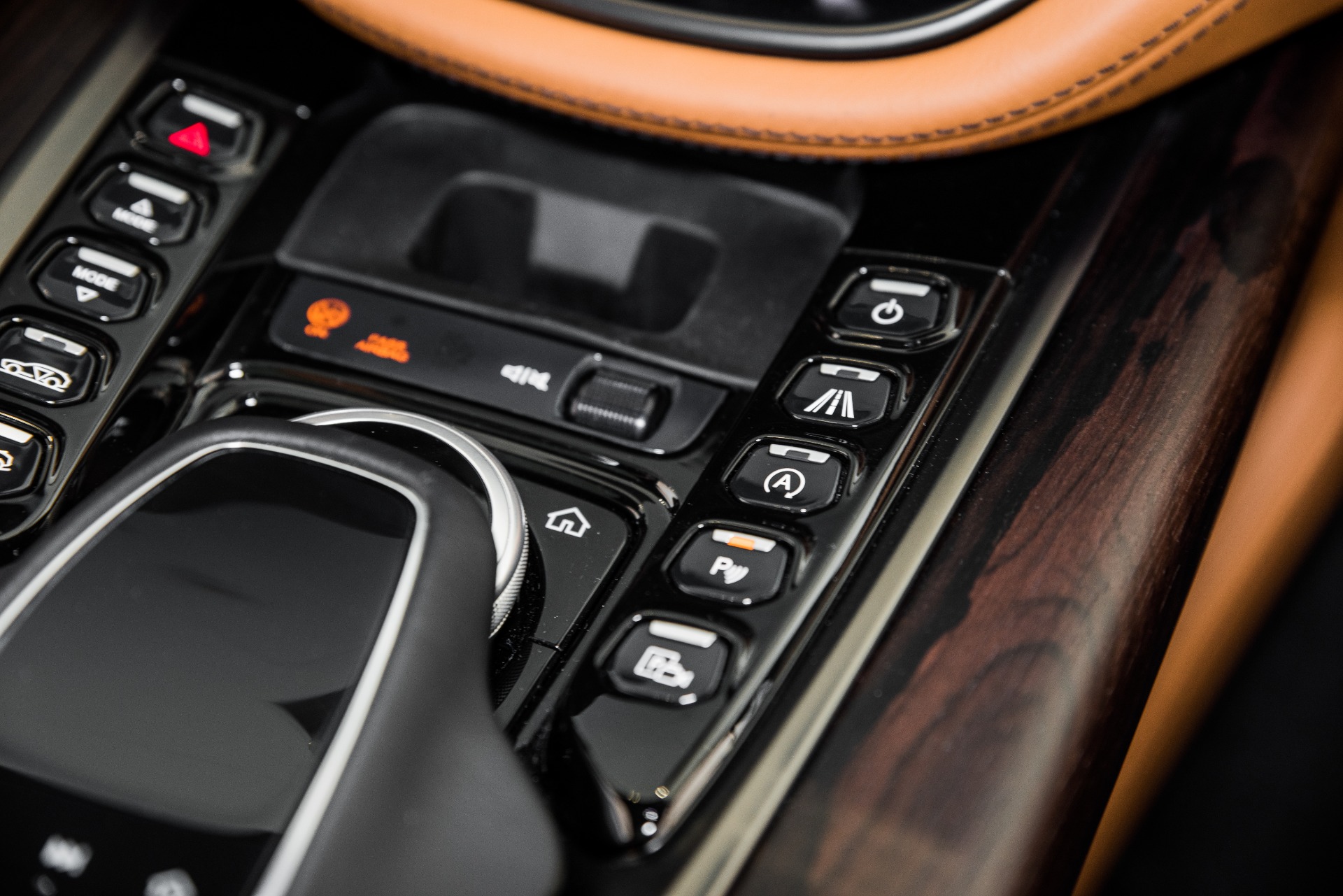 Used 2021 Aston Martin DBX | St. Petersburg, FL