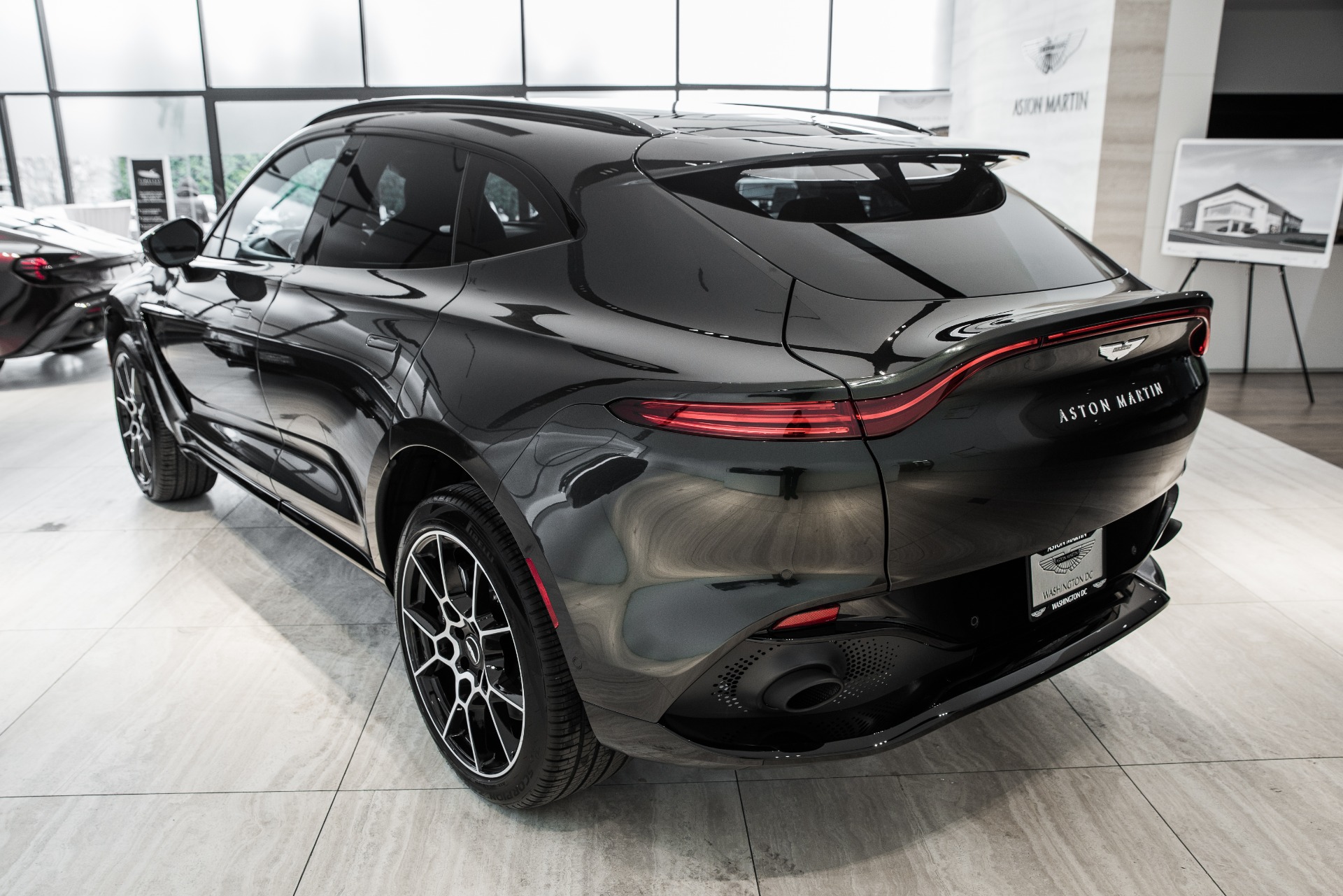 Used 2021 Aston Martin DBX | St. Petersburg, FL