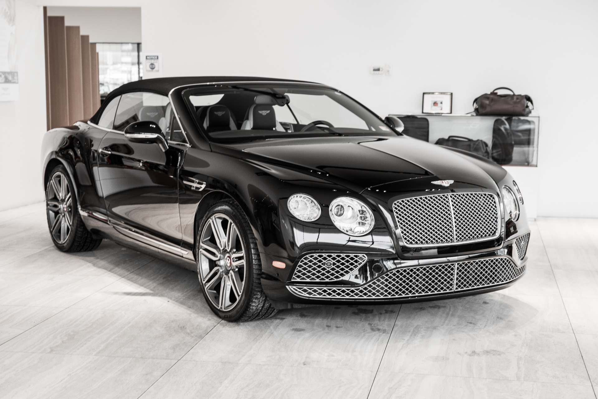 Used 2017 Bentley Continental GT V8 | St. Petersburg, FL