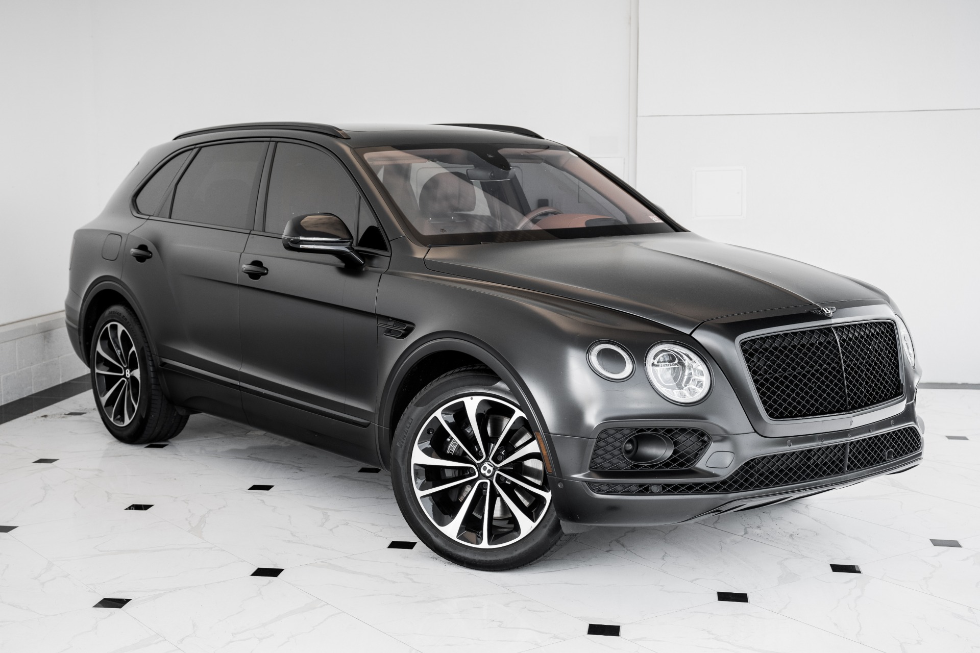 Used 2017 Bentley Bentayga | Vienna, VA