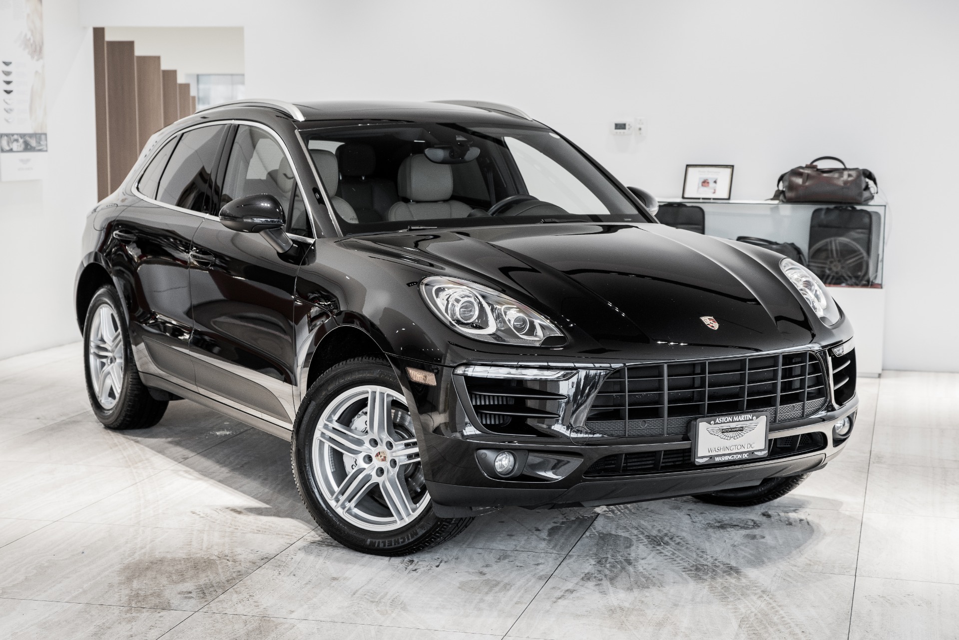 Used 2018 Porsche Macan S | Vienna, VA