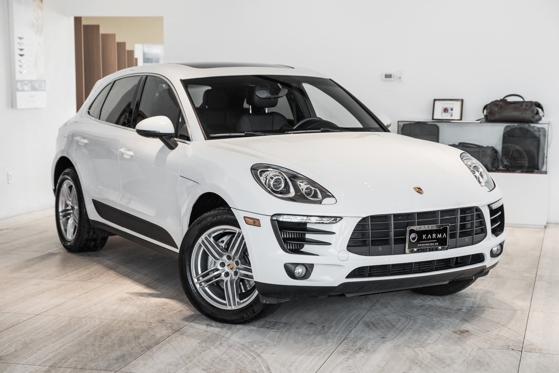 Used 2015 Porsche Macan S | Vienna, VA