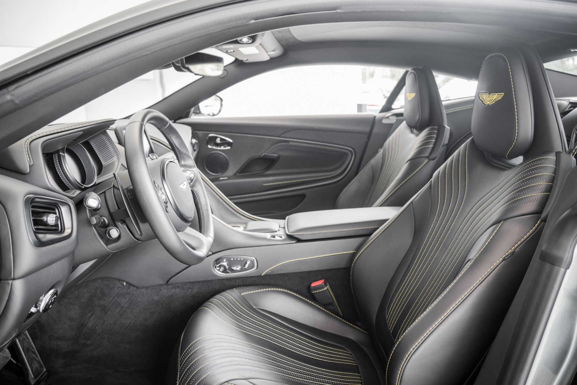 Used 2017 Aston Martin DB11 | St. Petersburg, FL
