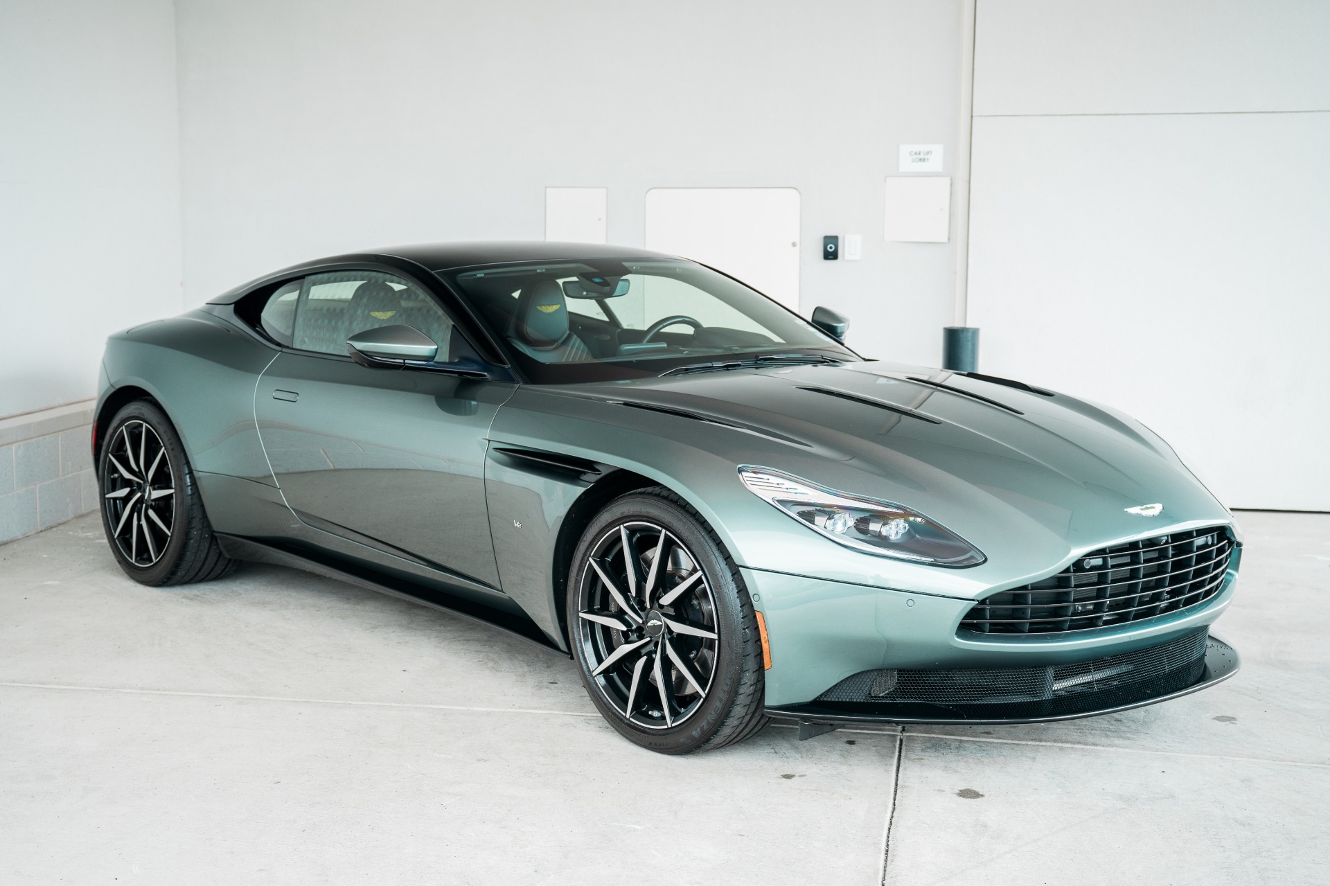 Used 2017 Aston Martin DB11 | St. Petersburg, FL