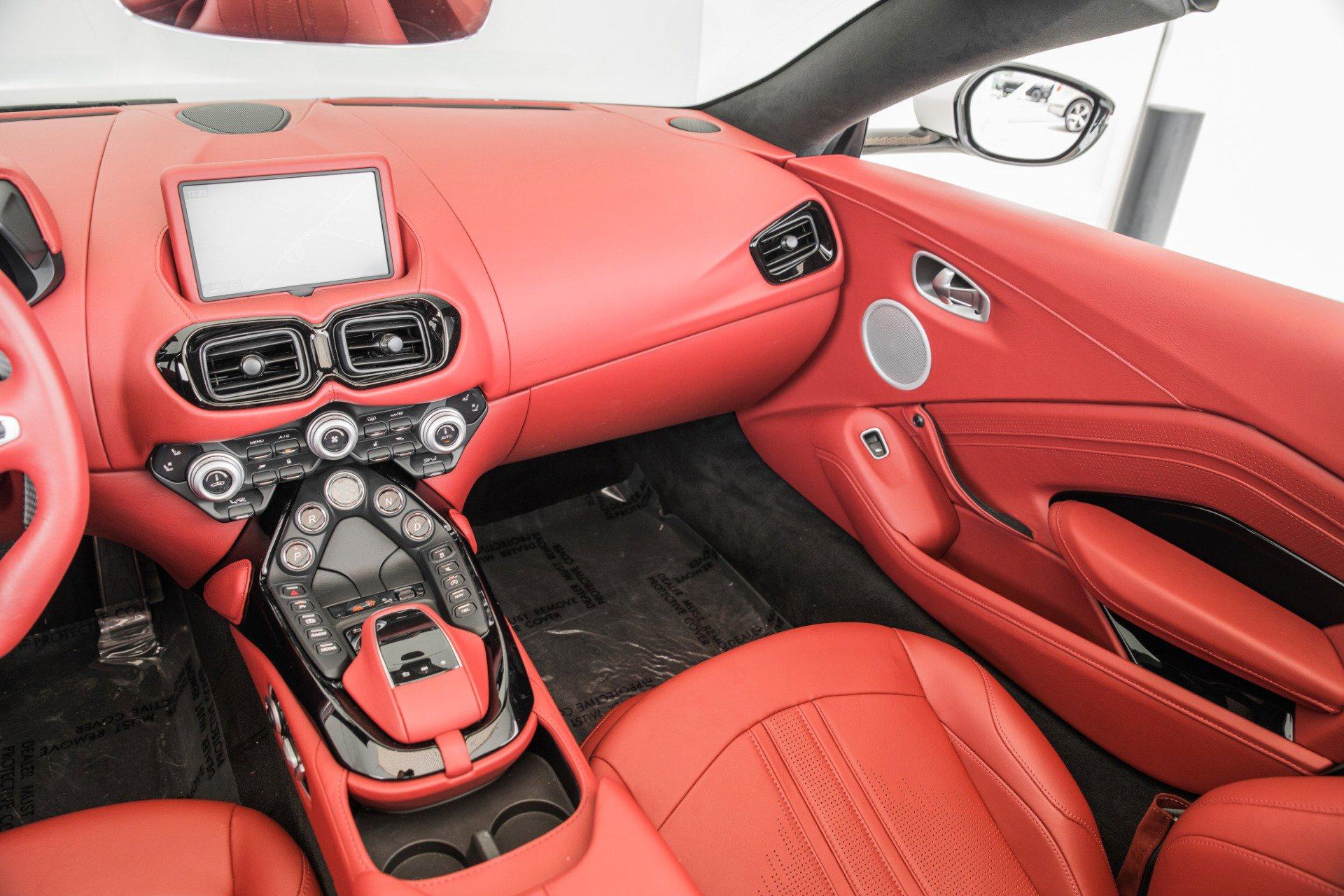 New 2021 Aston Martin Vantage | St. Petersburg, FL