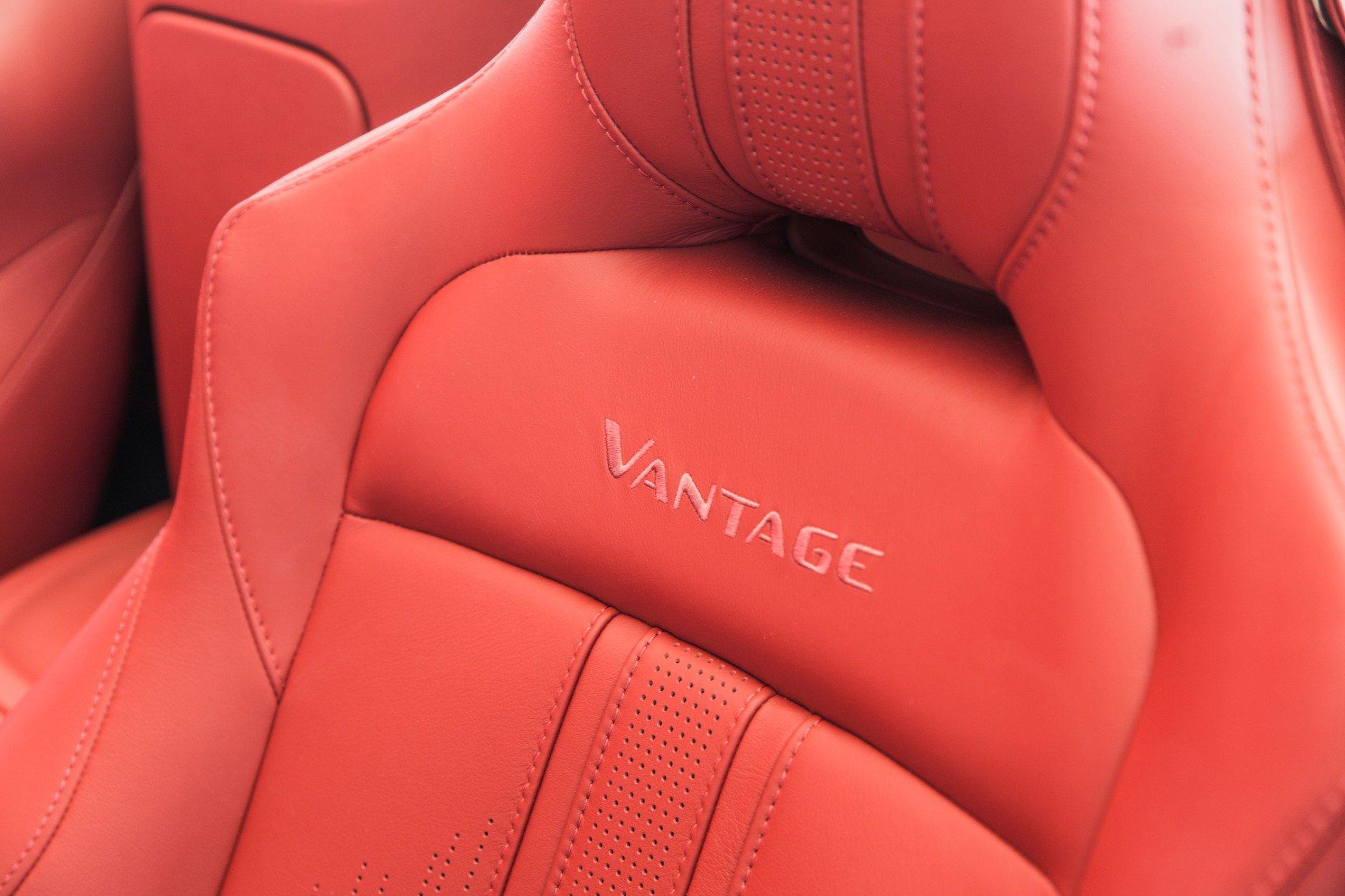 New 2021 Aston Martin Vantage | St. Petersburg, FL