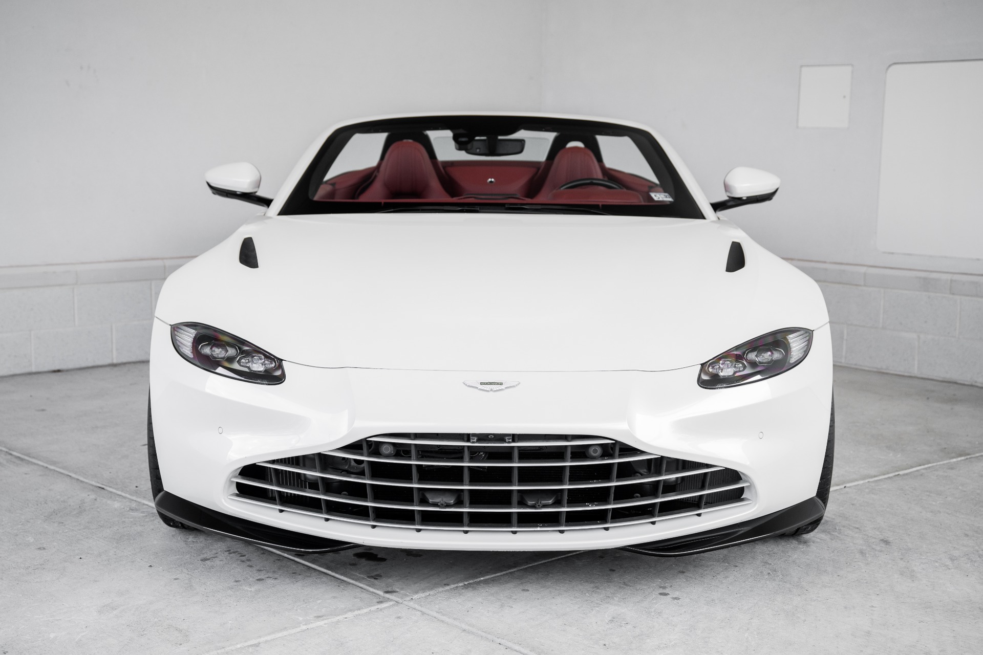 New 2021 Aston Martin Vantage | St. Petersburg, FL