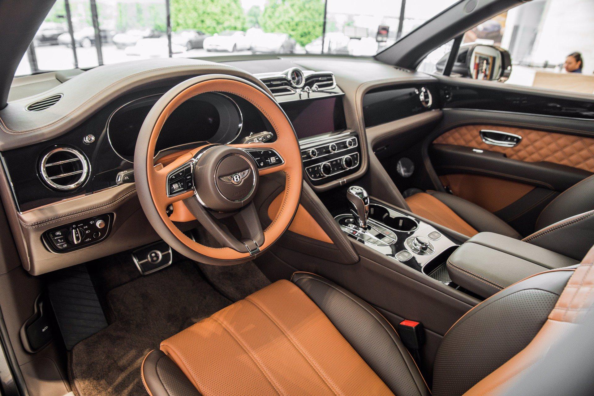 New 2021 Bentley Bentayga V8 | St. Petersburg, FL