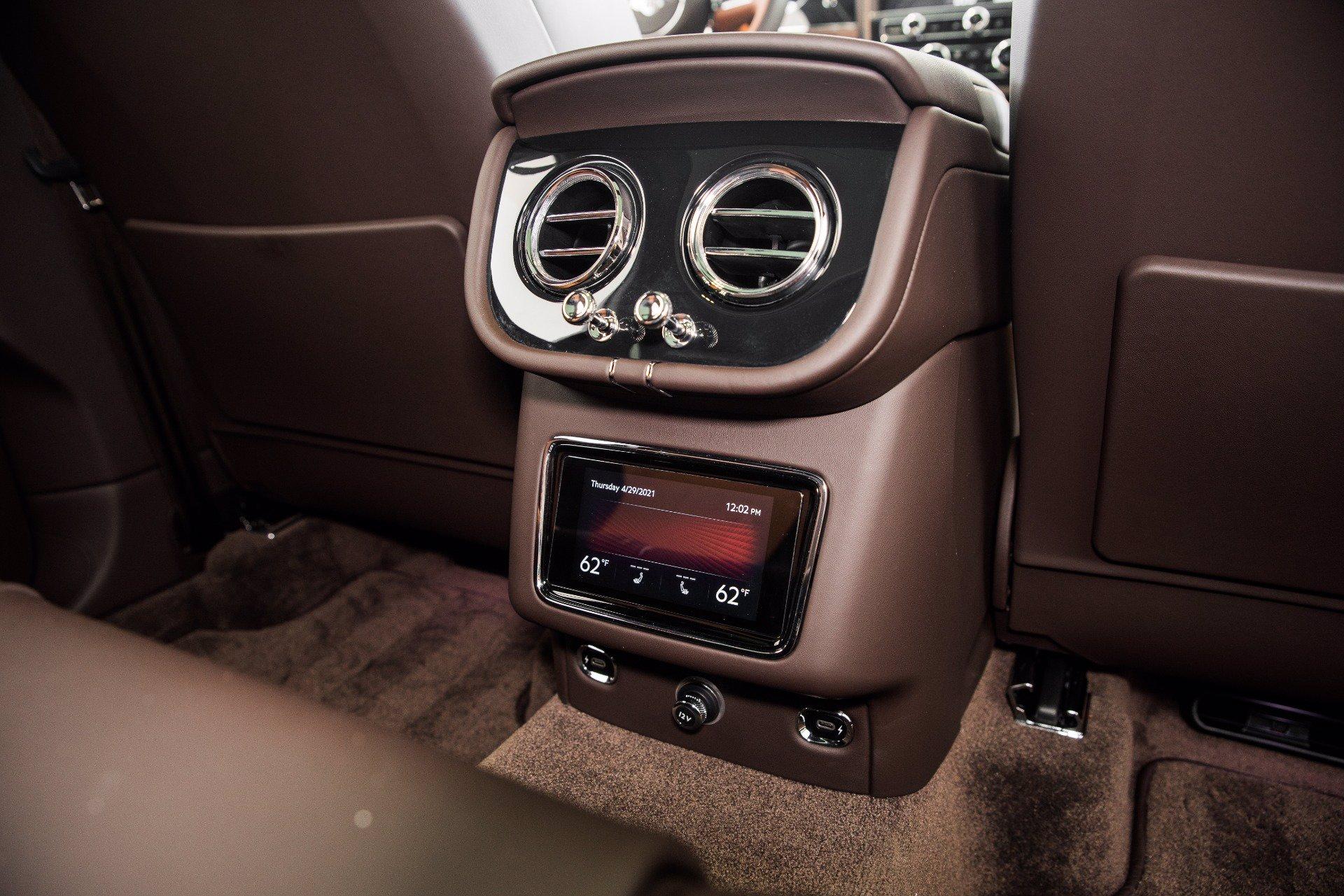 New 2021 Bentley Bentayga V8 | St. Petersburg, FL