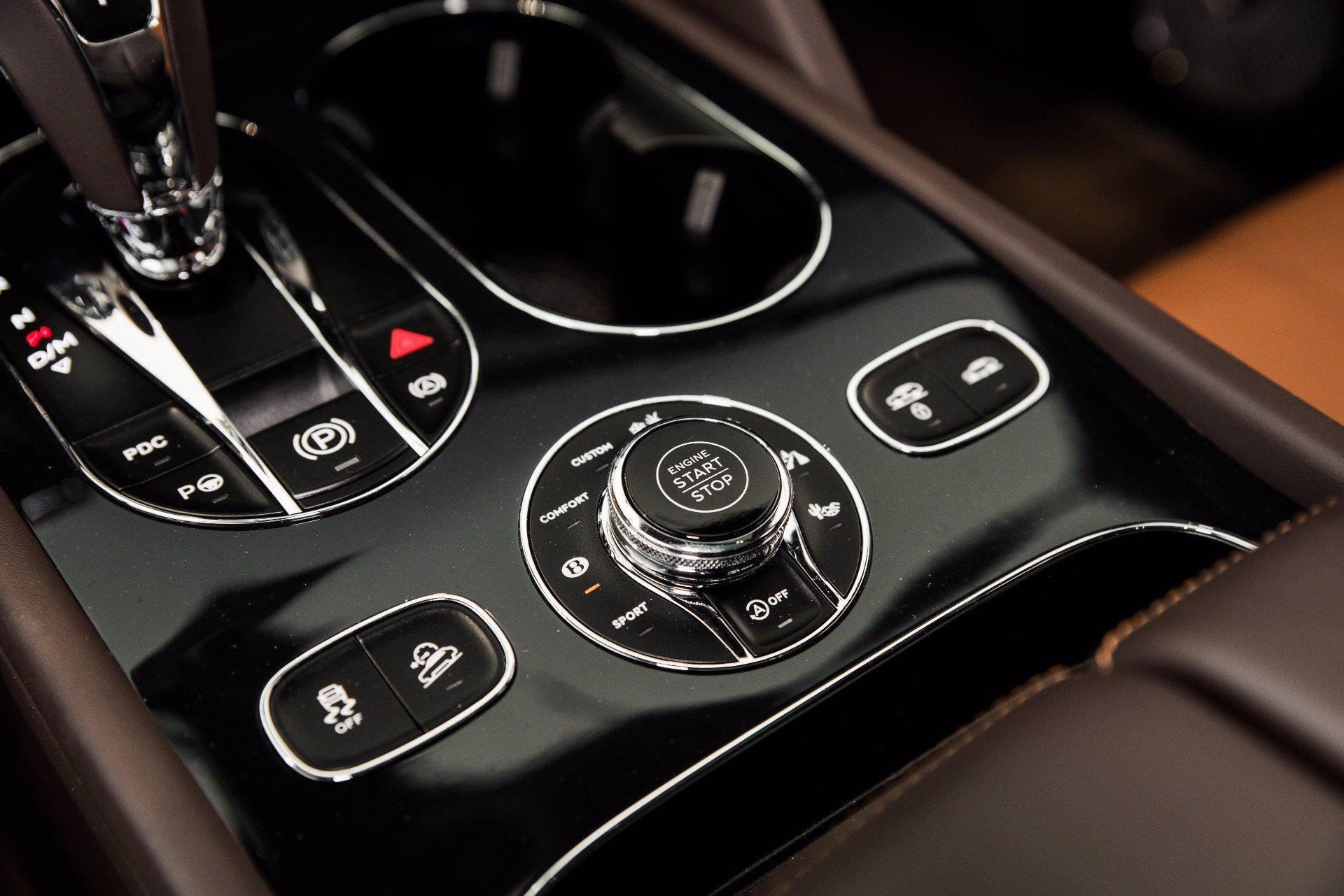 New 2021 Bentley Bentayga V8 | St. Petersburg, FL