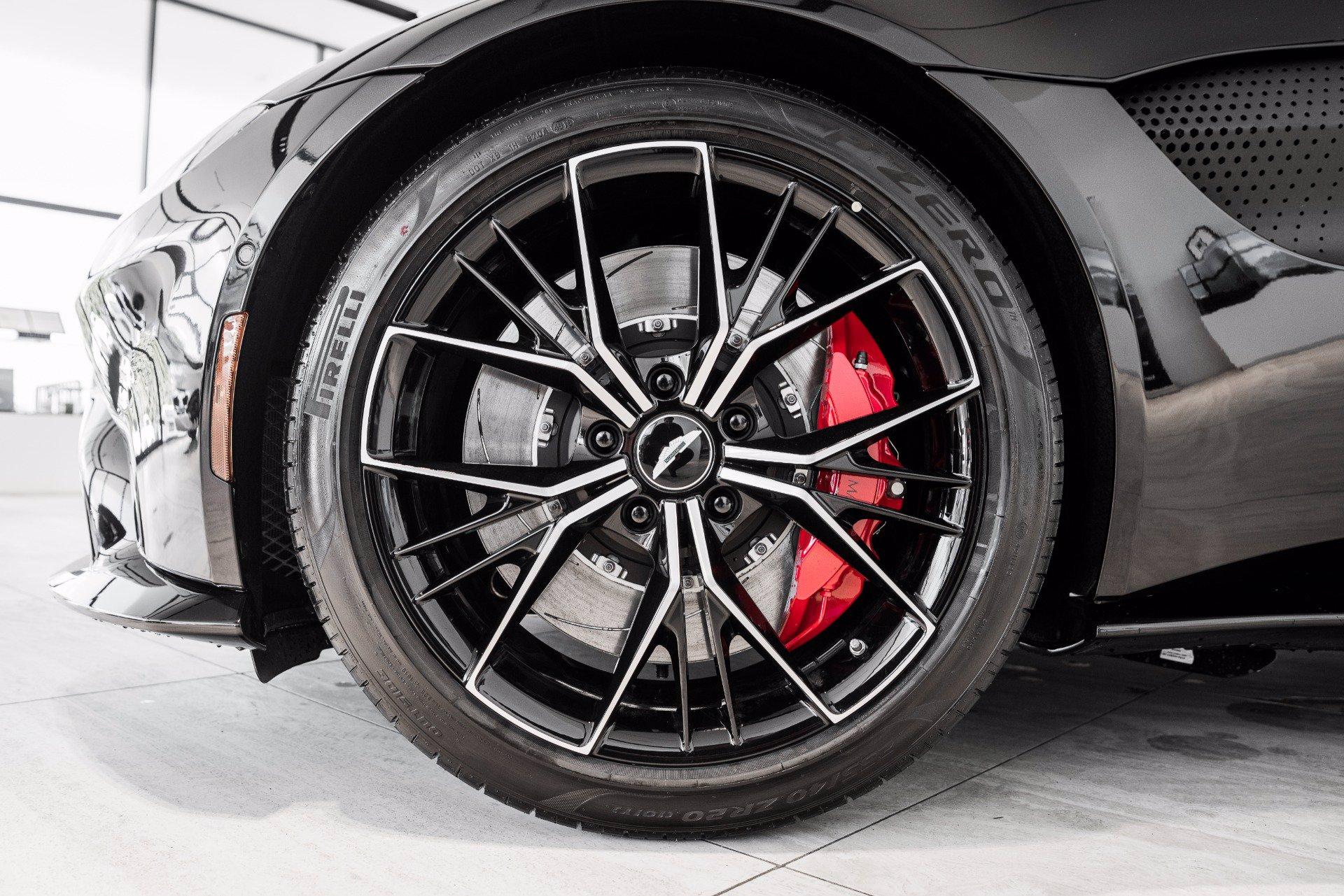New 2021 Aston Martin Vantage | St. Petersburg, FL