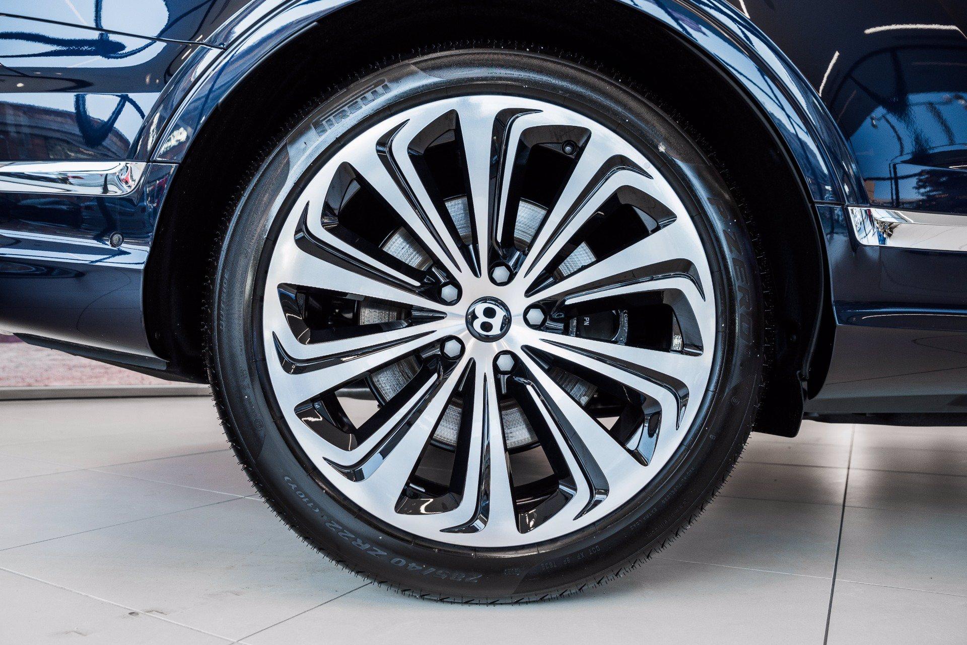 Used 2021 Bentley Bentayga V8 | St. Petersburg, FL