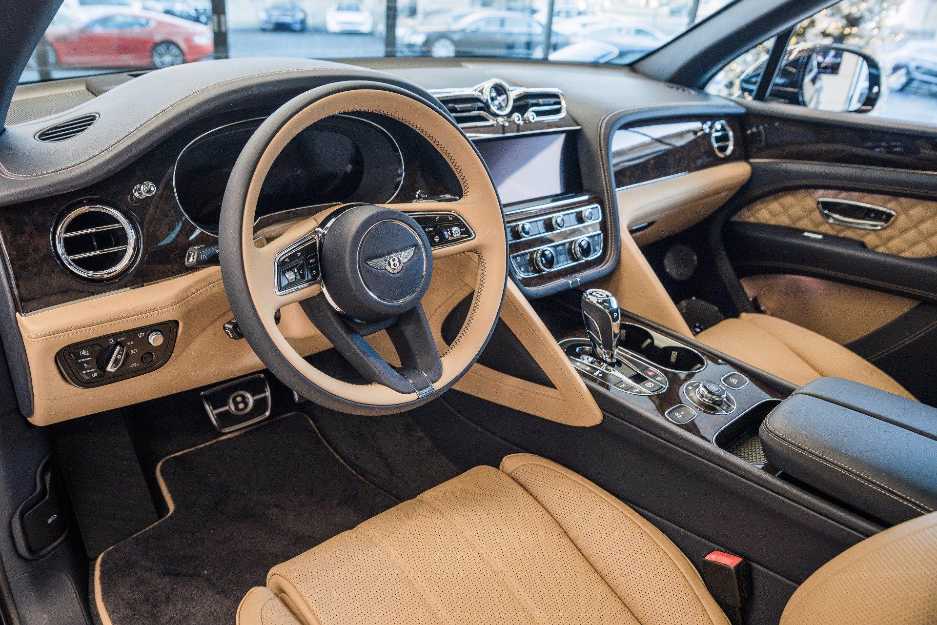 Used 2021 Bentley Bentayga V8 | St. Petersburg, FL