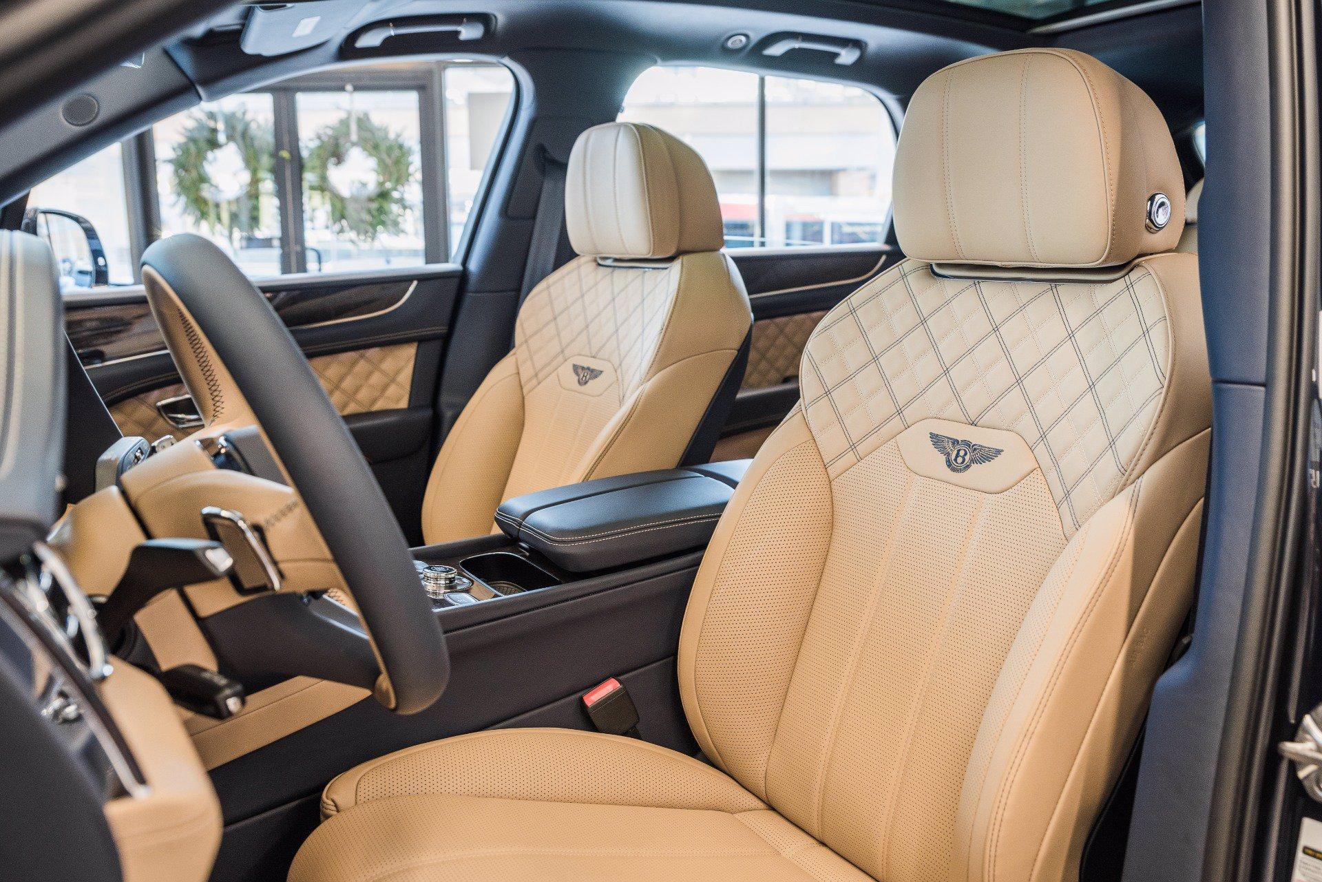 Used 2021 Bentley Bentayga V8 | St. Petersburg, FL