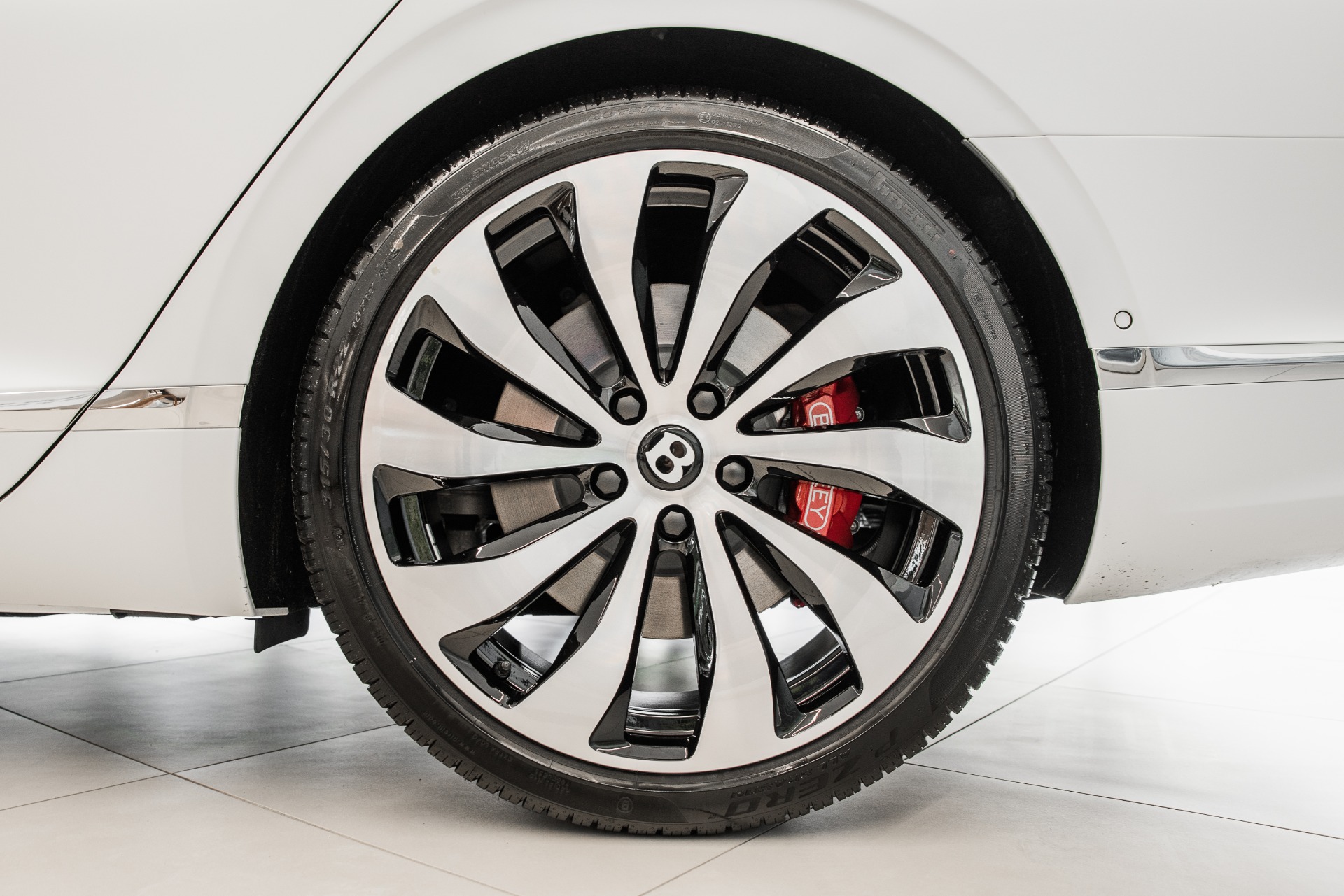 New 2021 Bentley Flying Spur V8 | St. Petersburg, FL