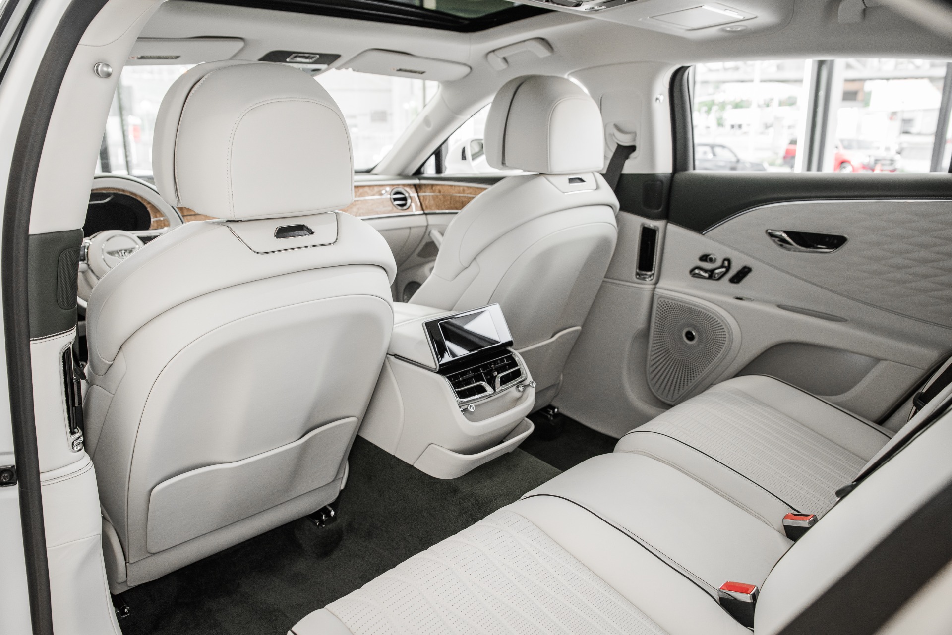 New 2021 Bentley Flying Spur V8 | St. Petersburg, FL